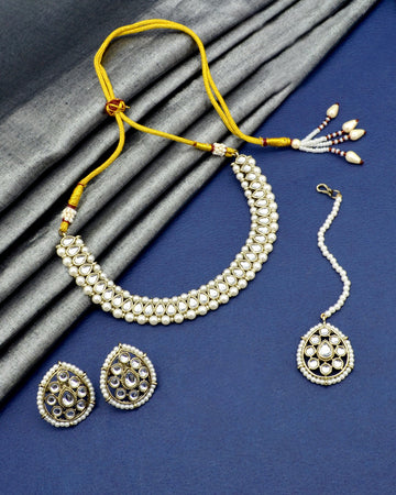 Oval Shape Pearls Antique Gold Plated Choker Necklace Set With Maangtikka