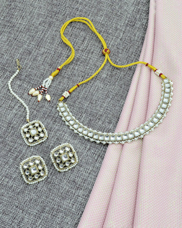 Square Shape Pearls Antique Gold Plated Choker Necklace Set With Maangtikka