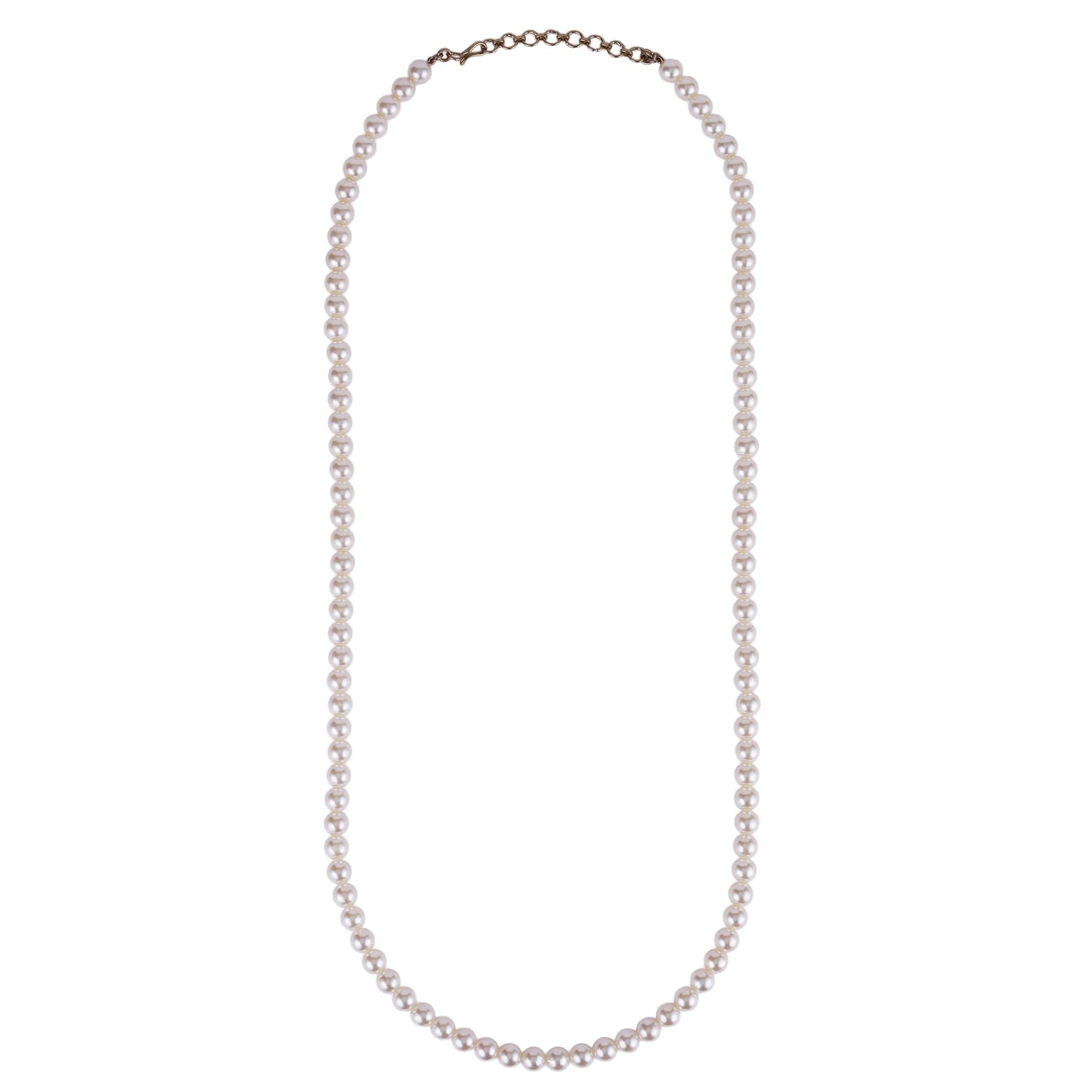 Saloni Fashion Jewellery Excellent White Mother Of Pearl Gold Plated Moti Mala Necklace