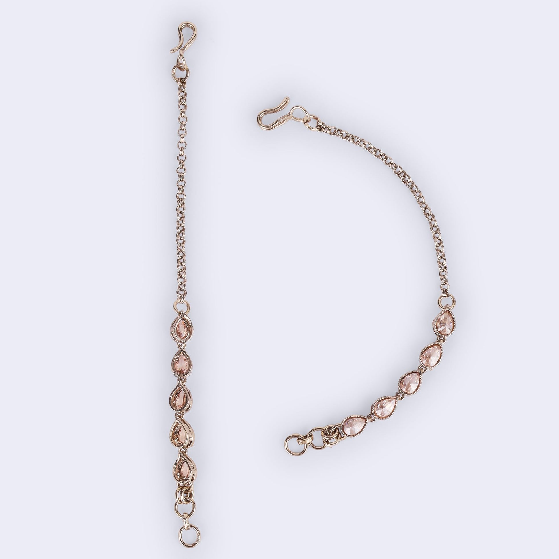Saloni Fashion Jewellery Incredible Oval Shape Gold Plated Ear-Chain(Kaan Chain) For Women