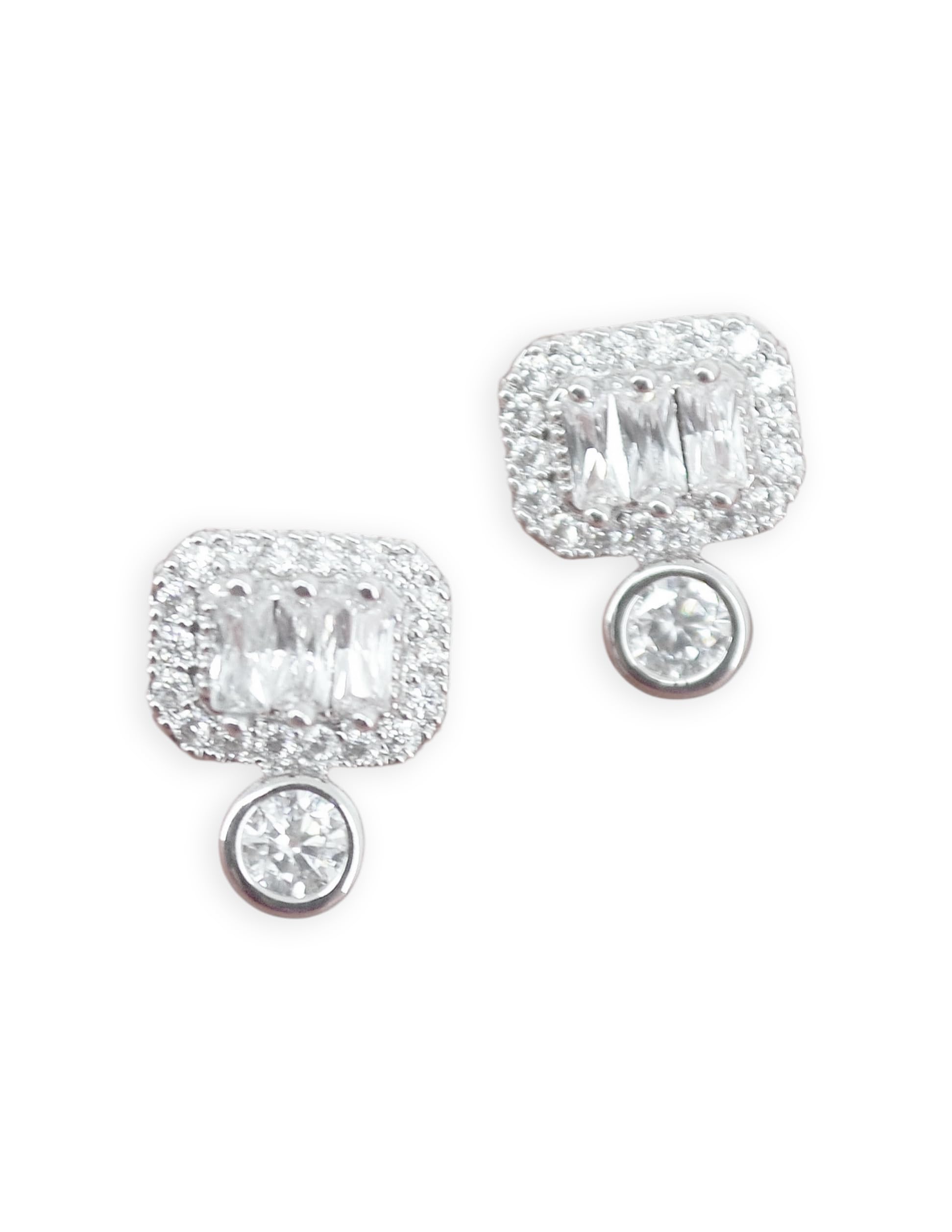 Saloni Fashion Jewellery Glorious Square Shape CZ Kundan Brass Silver Plated Stud Earring For Women and Girls