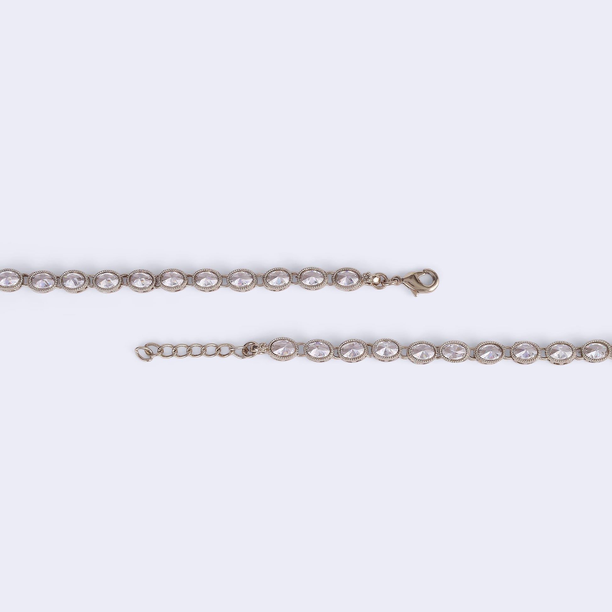 Saloni Fashion Jewellery Traditional Oval Shape Gold Plated Set of 2 Anklet(Payal) For Women