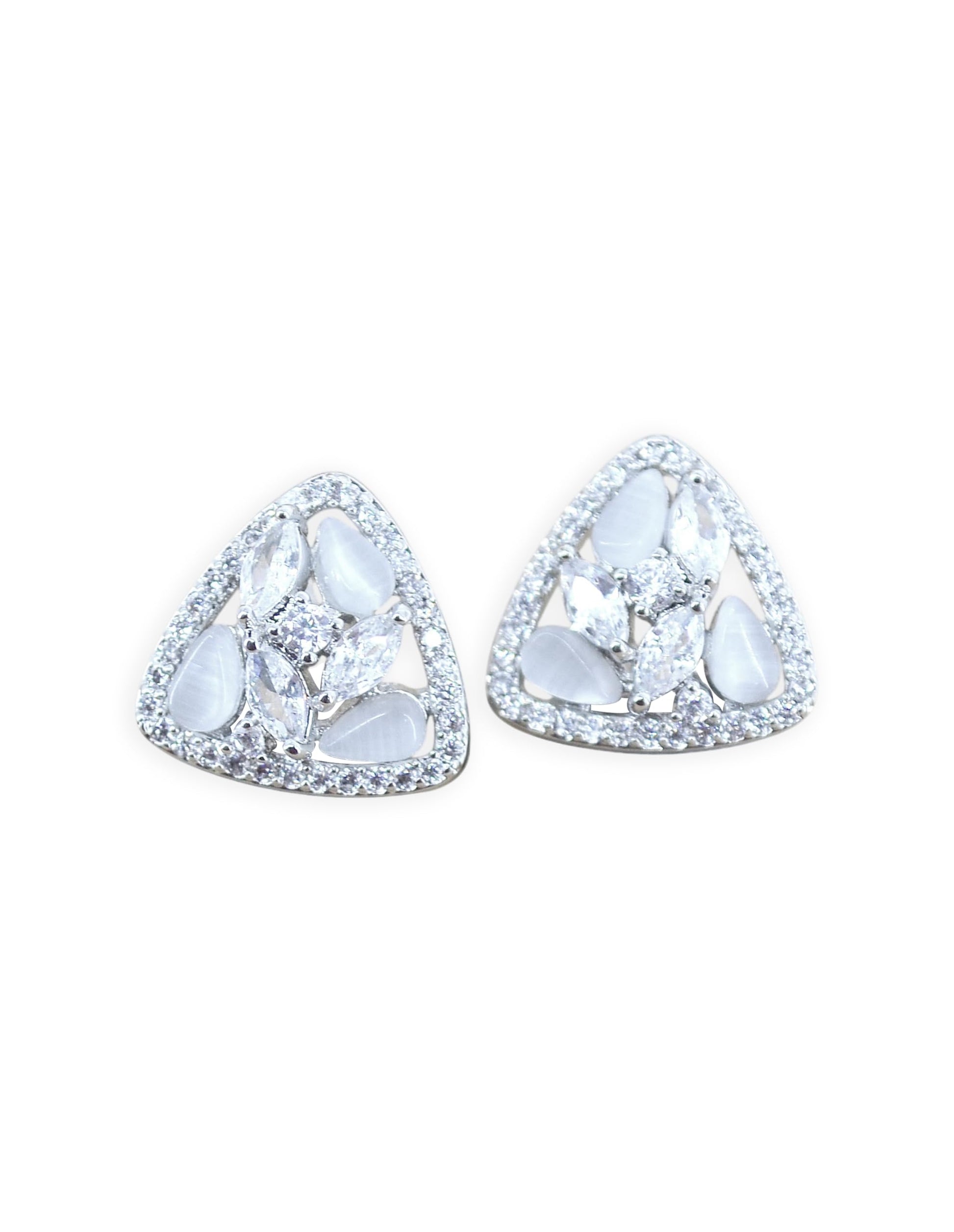Saloni Fashion Jewellery Superb Rectangle Shape Kundan Brass Silver Plated Stud Earring For Women and Girls