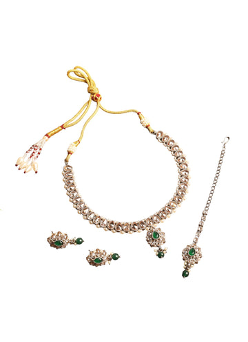 Saloni Fashion Jewellery Marvellous Flower and Oval Shape Green Kundan Stone Antique Gold Plated Choker Necklace Set with Maang Tikka For Women and Girls