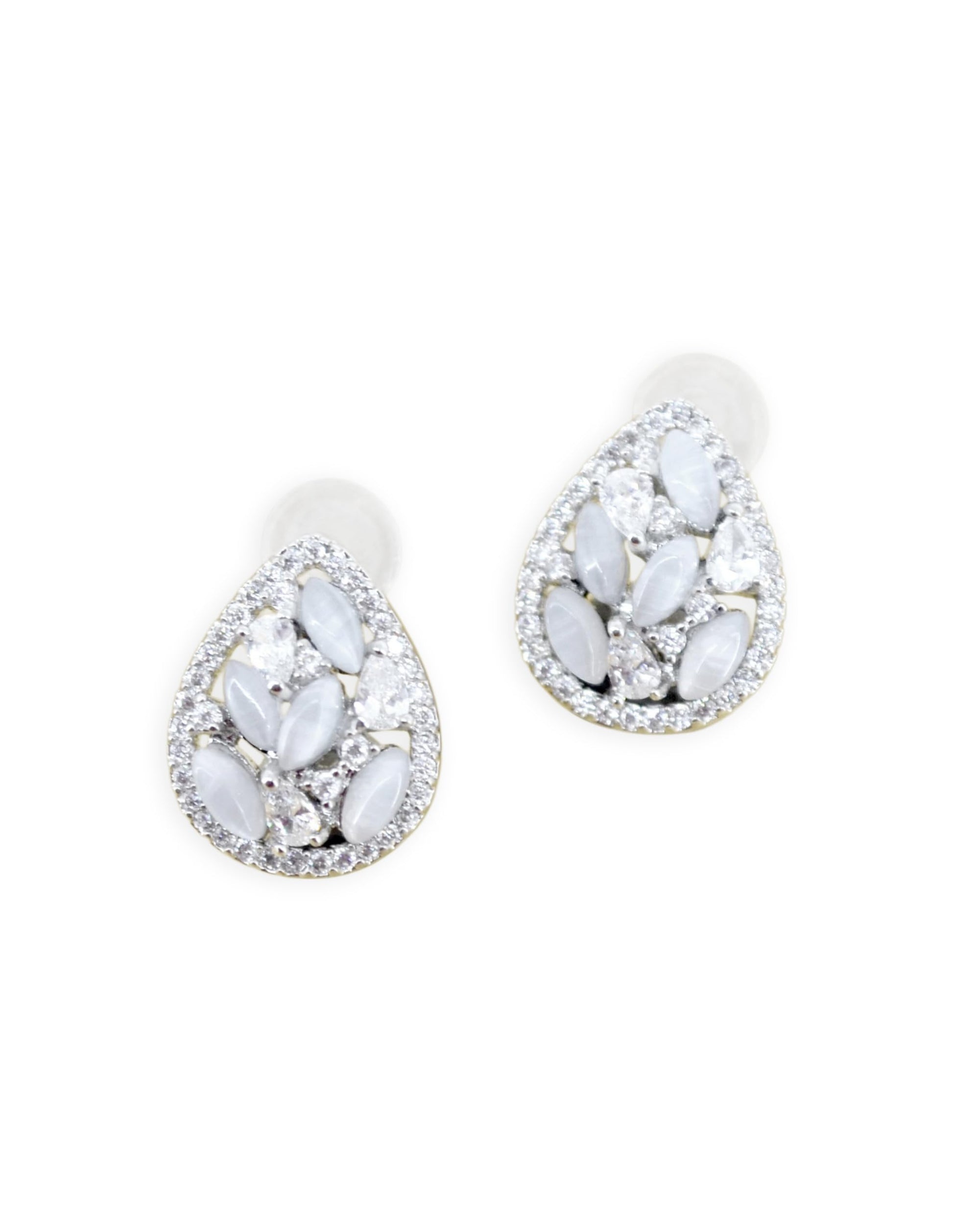 Saloni Fashion Jewellery Modern Oval Shape Kundan Brass Silver Plated Stud Earring For Women and Girls