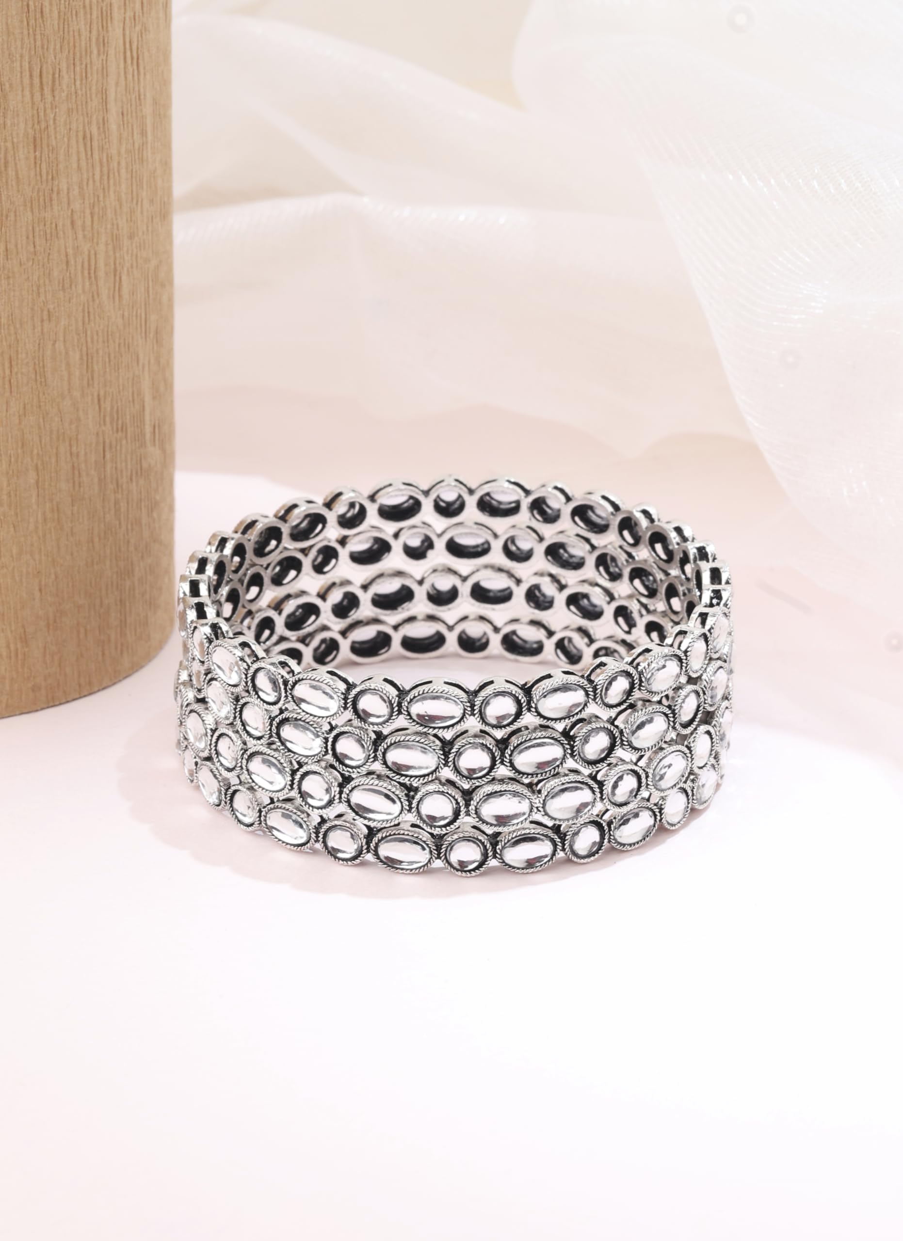 Saloni Fashion Jewellery Trendy Round Shape White Kundan Stone Silver Plated Set Of 4 Bangle Set For Women and Girls