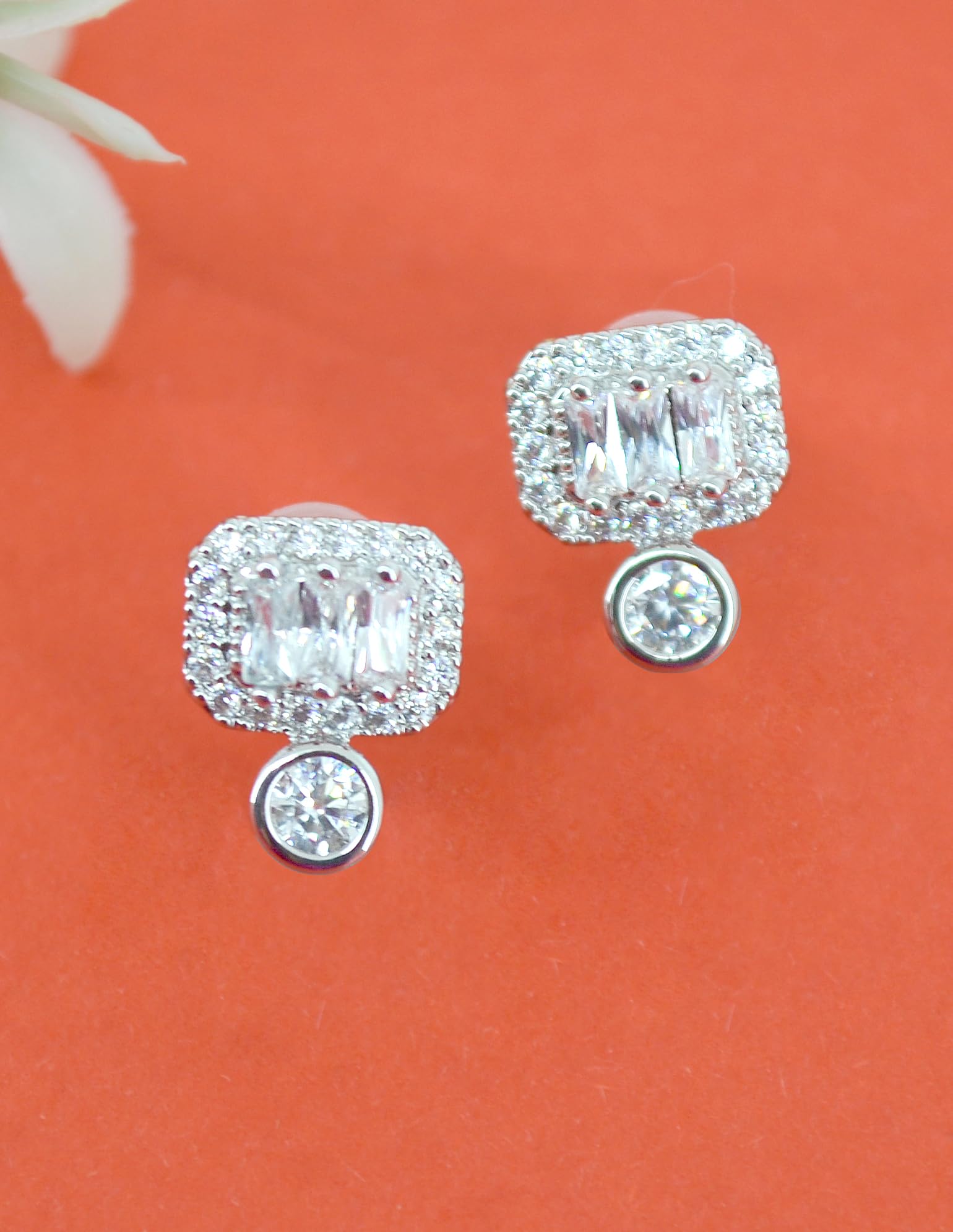 Saloni Fashion Jewellery Glorious Square Shape CZ Kundan Brass Silver Plated Stud Earring For Women and Girls