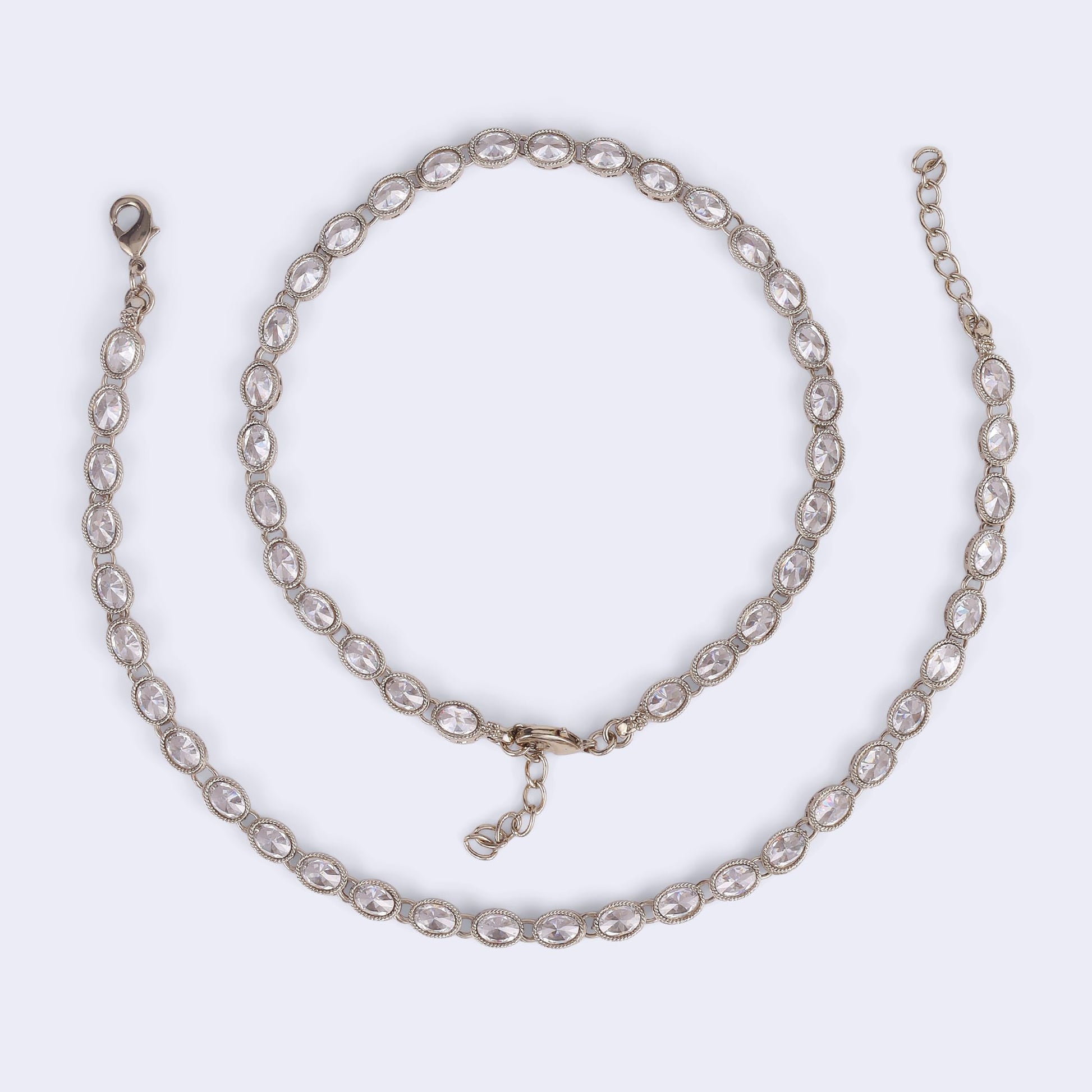 Saloni Fashion Jewellery Traditional Oval Shape Gold Plated Set of 2 Anklet(Payal) For Women