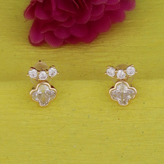 Saloni Fashion Jewellery Astonish Round Shape Center Stone Gold Plated Stud Earring For Women