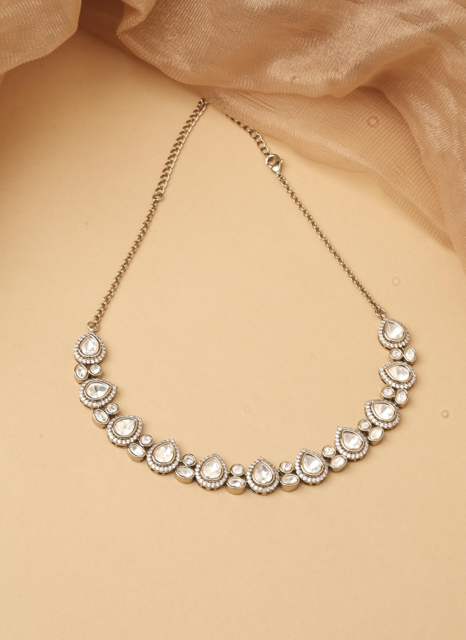 Saloni Fashion Jewellery Trendy Oval Shape White Kundan Stone Antique Gold Plated Choker Brass Necklace With Maang Tikka For Women and Girls