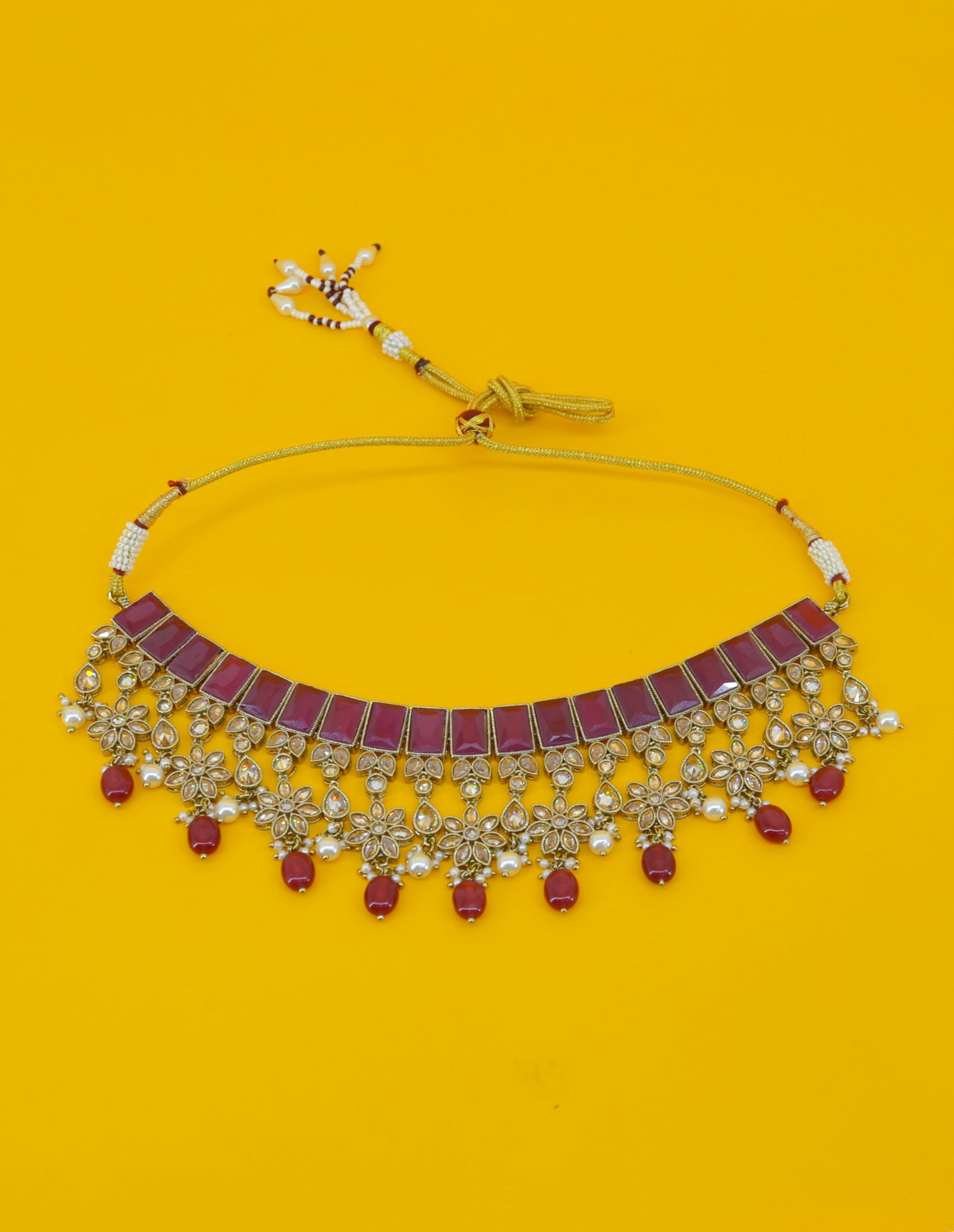 Saloni Fashion Jewellery Stylish Flower and Square Shape Red Uncut Kundan Gold Plated Choker Necklace Set with Maangtikka For Women and Girls