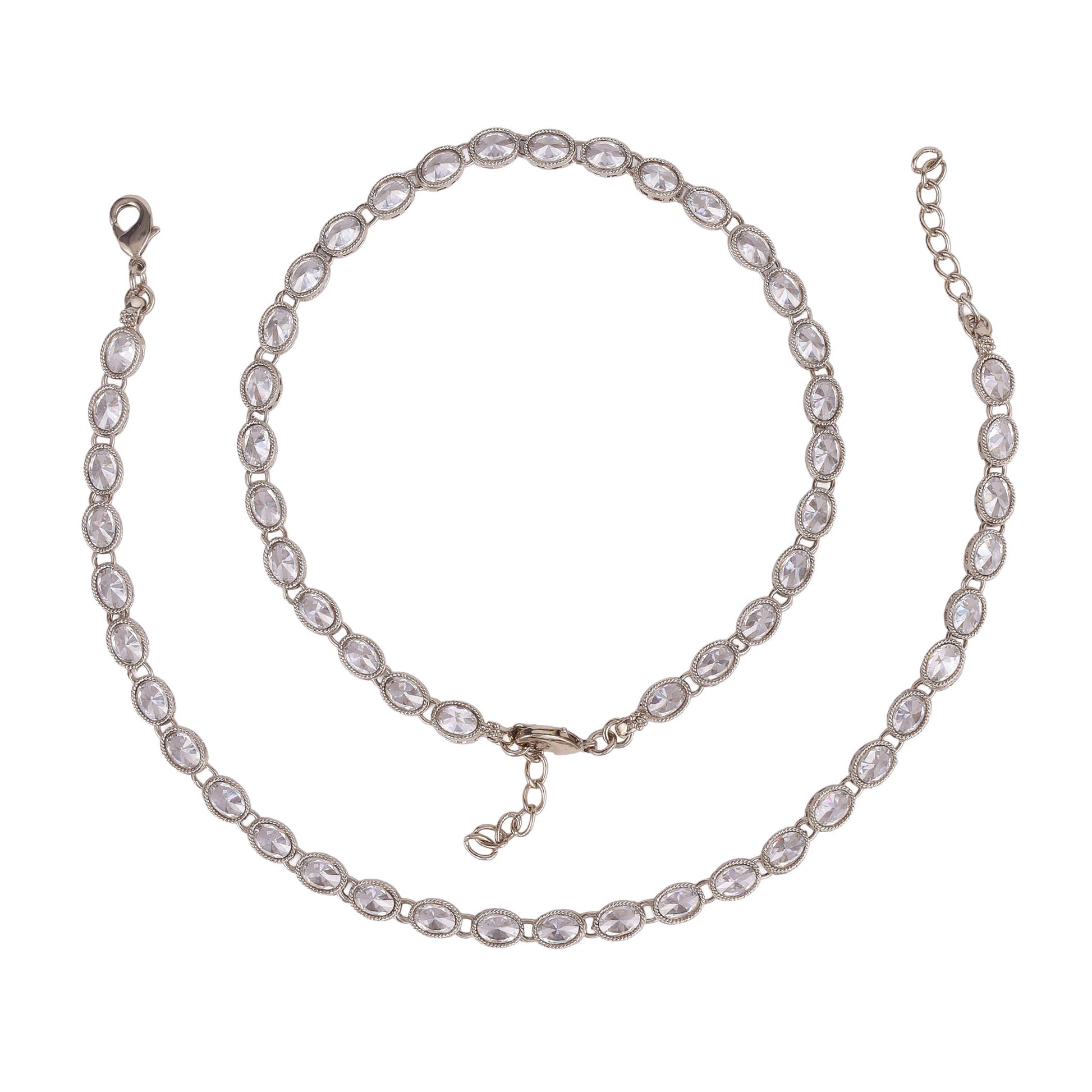 Saloni Fashion Jewellery Traditional Oval Shape Gold Plated Set of 2 Anklet(Payal) For Women