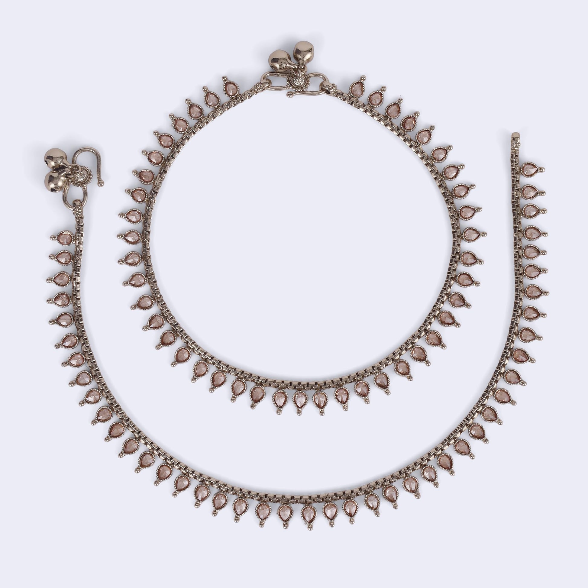 Saloni Fashion Jewellery Traditional Incredible Oval Shape Gold Plated Set of 2 Anklet(Payal) For Women