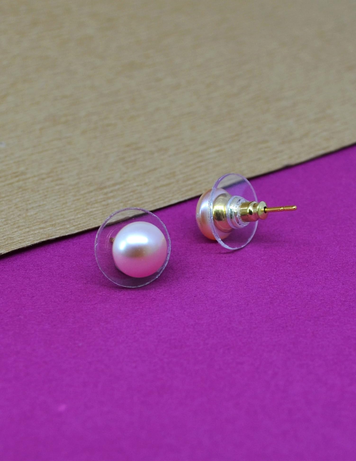 Saloni Fashion Jewellery Modish Round shape Mother of Pearl 1 Pair Gold Plated Stud Earring For Women and Girls
