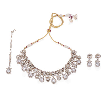 Saloni Fashion Jewellery Elegant Oval Shape Uncut Kundan Stone Gold Plated Brass Choker Necklace Set With Maang Tikka For Women and Girls