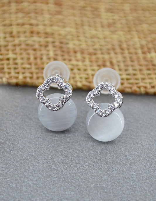 Saloni Fashion Jewellery Pretty Circle Shape Grey Pearl CZ Brass Silver Plated Stud Earring For Women and Girls