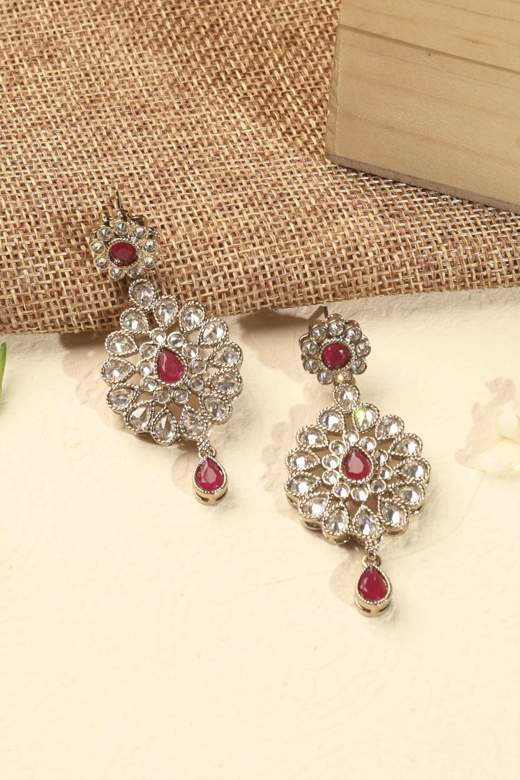 Saloni Fashion Jewellery Glamorous Round and Flower Shape Red Kundan Stone Antique Gold Plated Brass Dangle Earring With Maang Tikka For Women and Girls