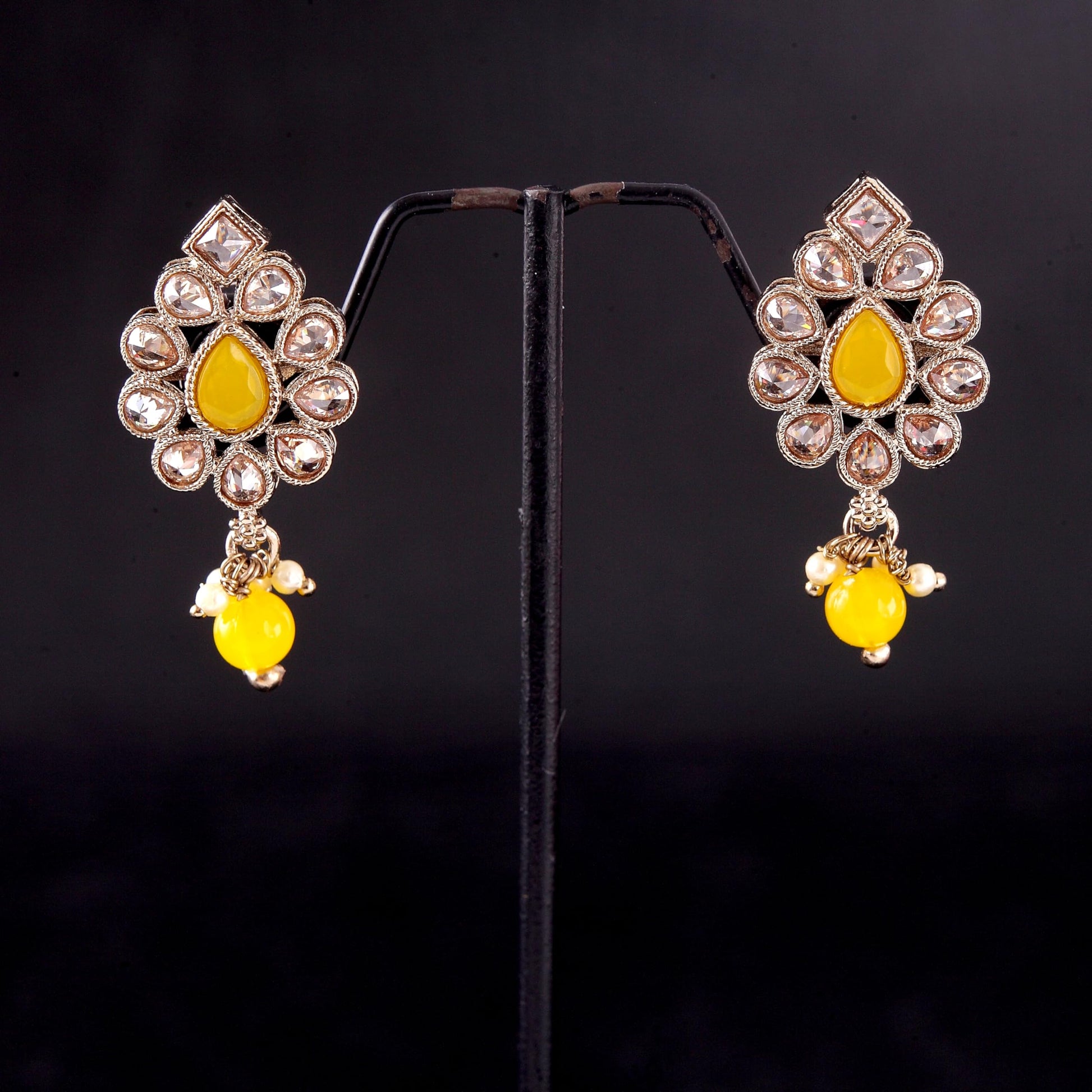Saloni Fashion Jewellery Marvellous Oval Shape Yellow Uncut Kundan Stone Antique Gold Plated Jhumki Earring For Women and Girls