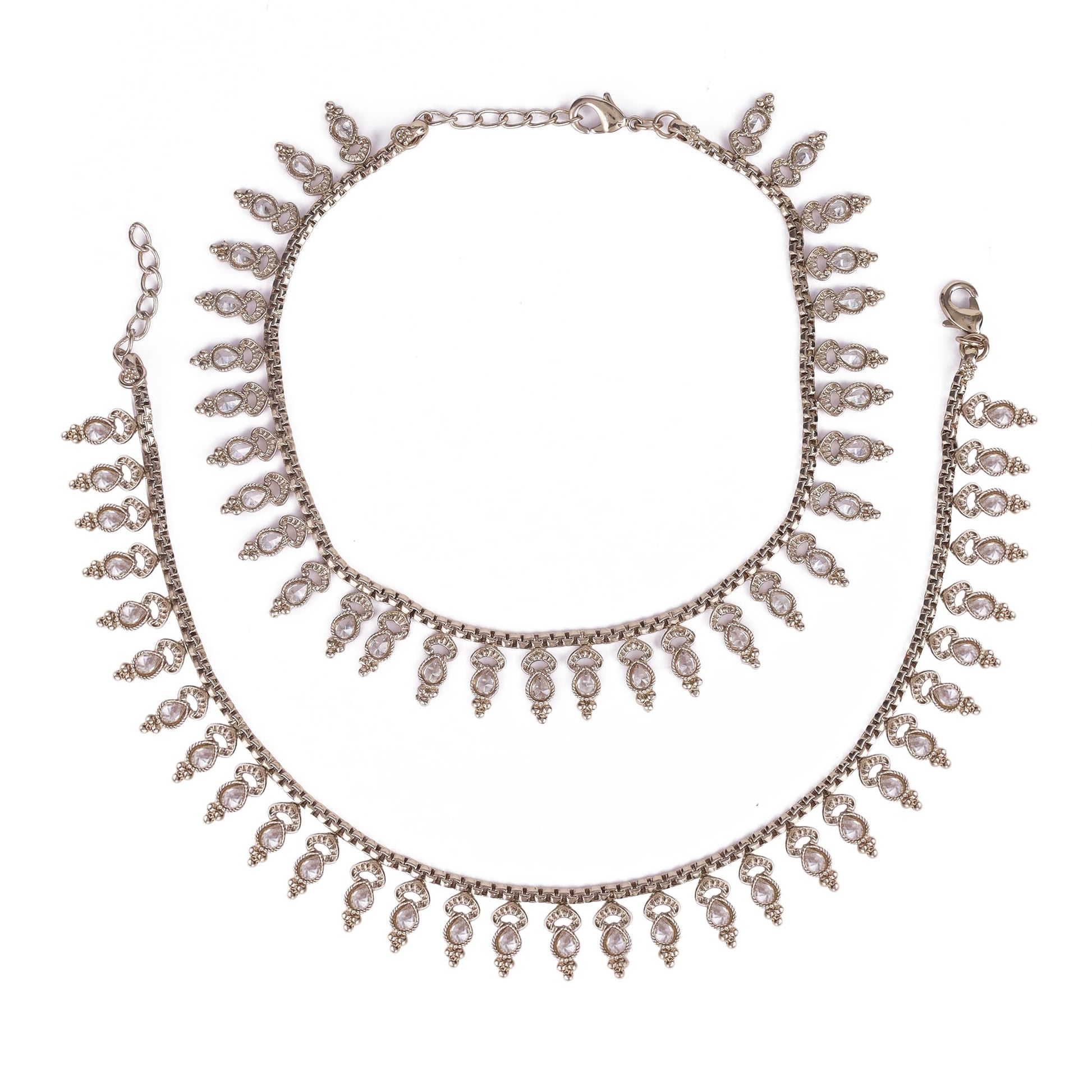 Saloni Fashion Jewellery Traditional Good-looking Oval Shape Gold Plated Set of 2 Anklet(Payal) For Women