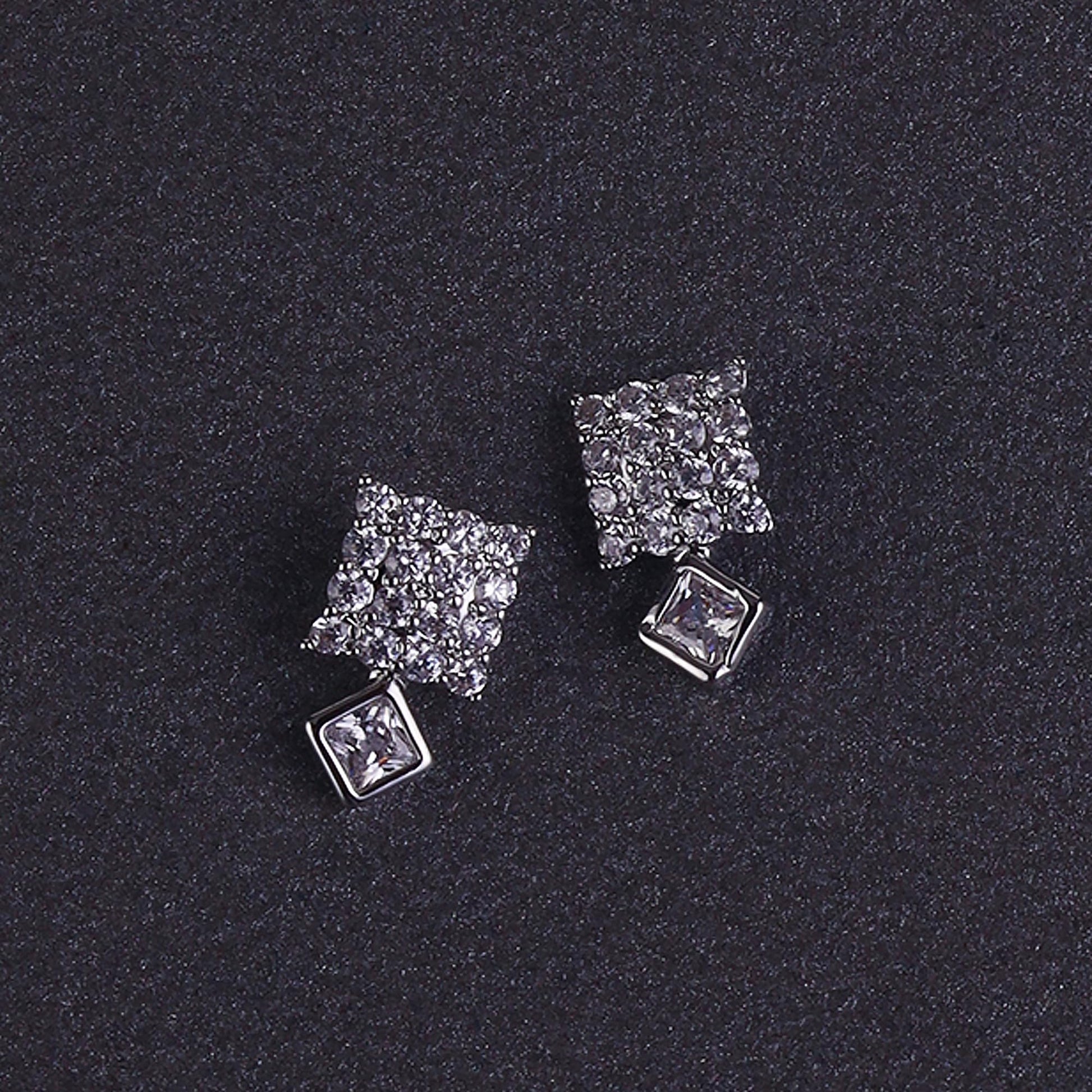 Saloni Fashion Jewellery Desirable Squire and Trangle Shape Silver Plated Stud Earring For Women