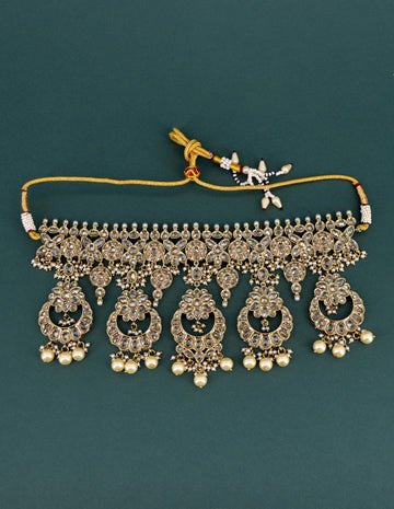 Saloni Fashion Jewellery Stylish Flower and Chandelier Shape Uncut Kundan Gold Plated Choker Necklace Set with Maangtikka For Women and Girls