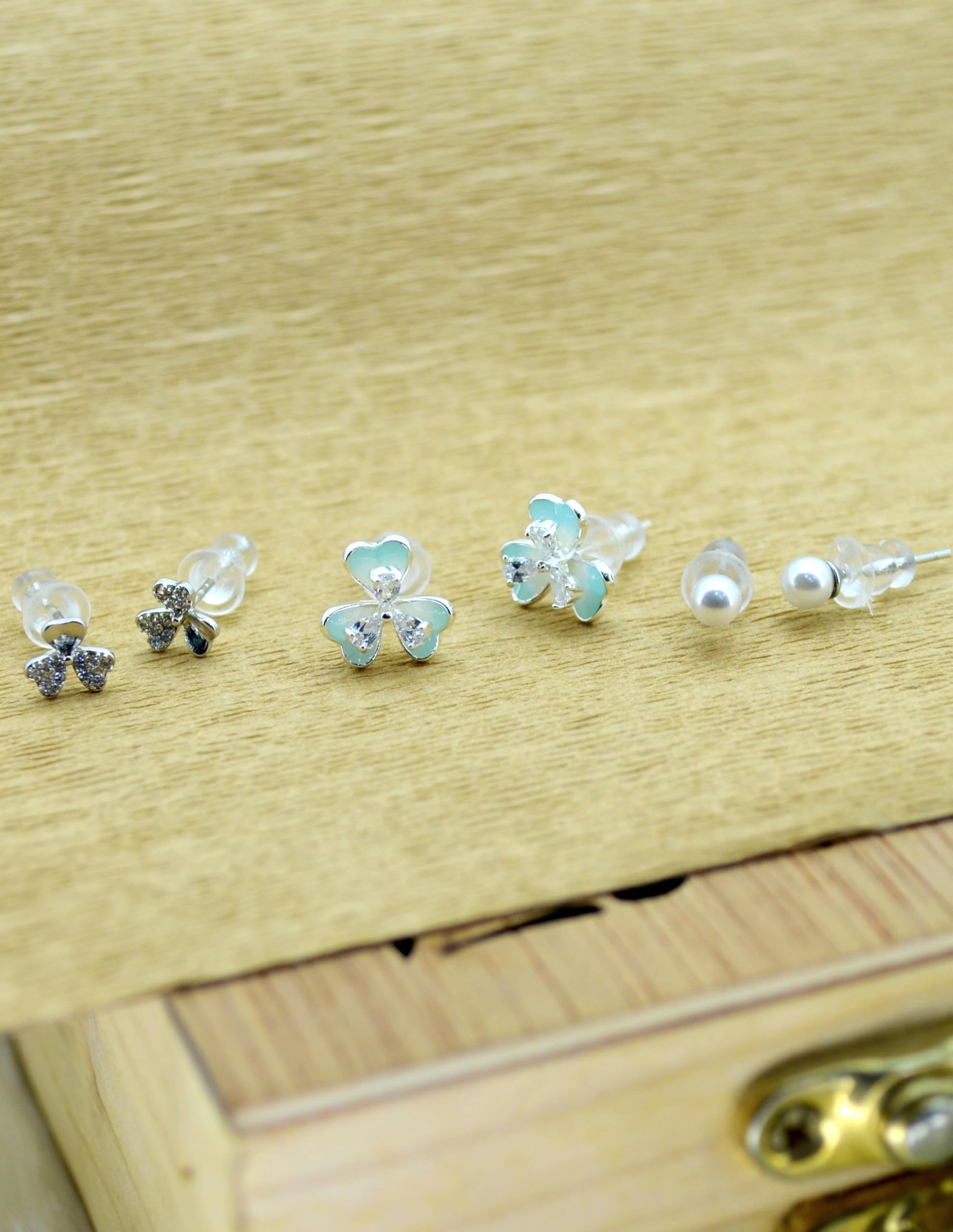 Saloni Fashion Jewellery Lovely Heart and Flower Design Combo of 3 Silver Plated Stud Earring For Women and Girls