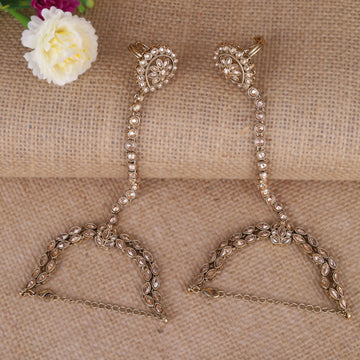 Saloni Fashion Jewellery Traditional Glamorous Flower and Oval Shape Gold Plated Set of 2 Adjustable Hathphool(Panja) For Women