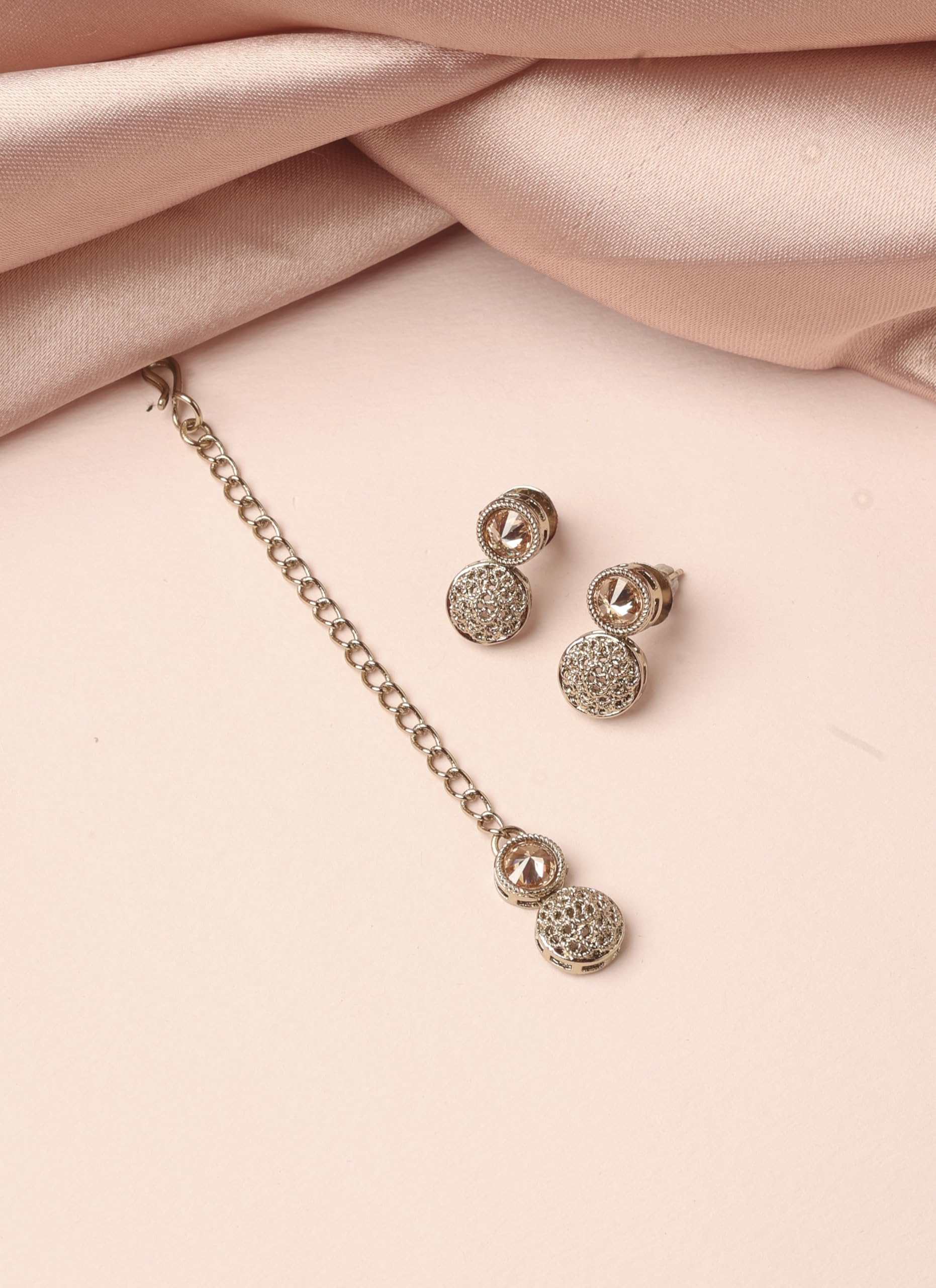Saloni Fashion Jewellery Graceful Round Shape Brown Kundan Stone Antique Gold Plated Choker Brass Necklace With Maang Tikka For Women and Girls