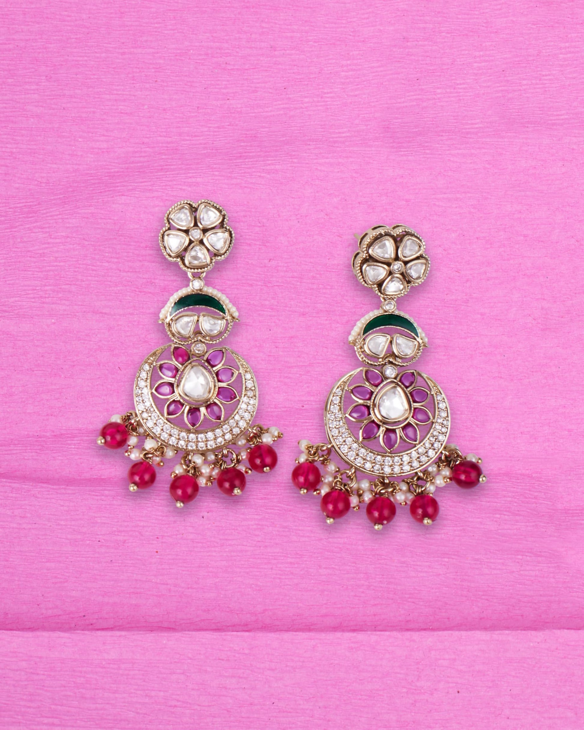 Saloni Fashion Jewellery Trendy Flower Design and Chandelier Shape Red Uncut Kundan Stone Antique Gold Plated Brass Choker Necklace Set For Women and Girls