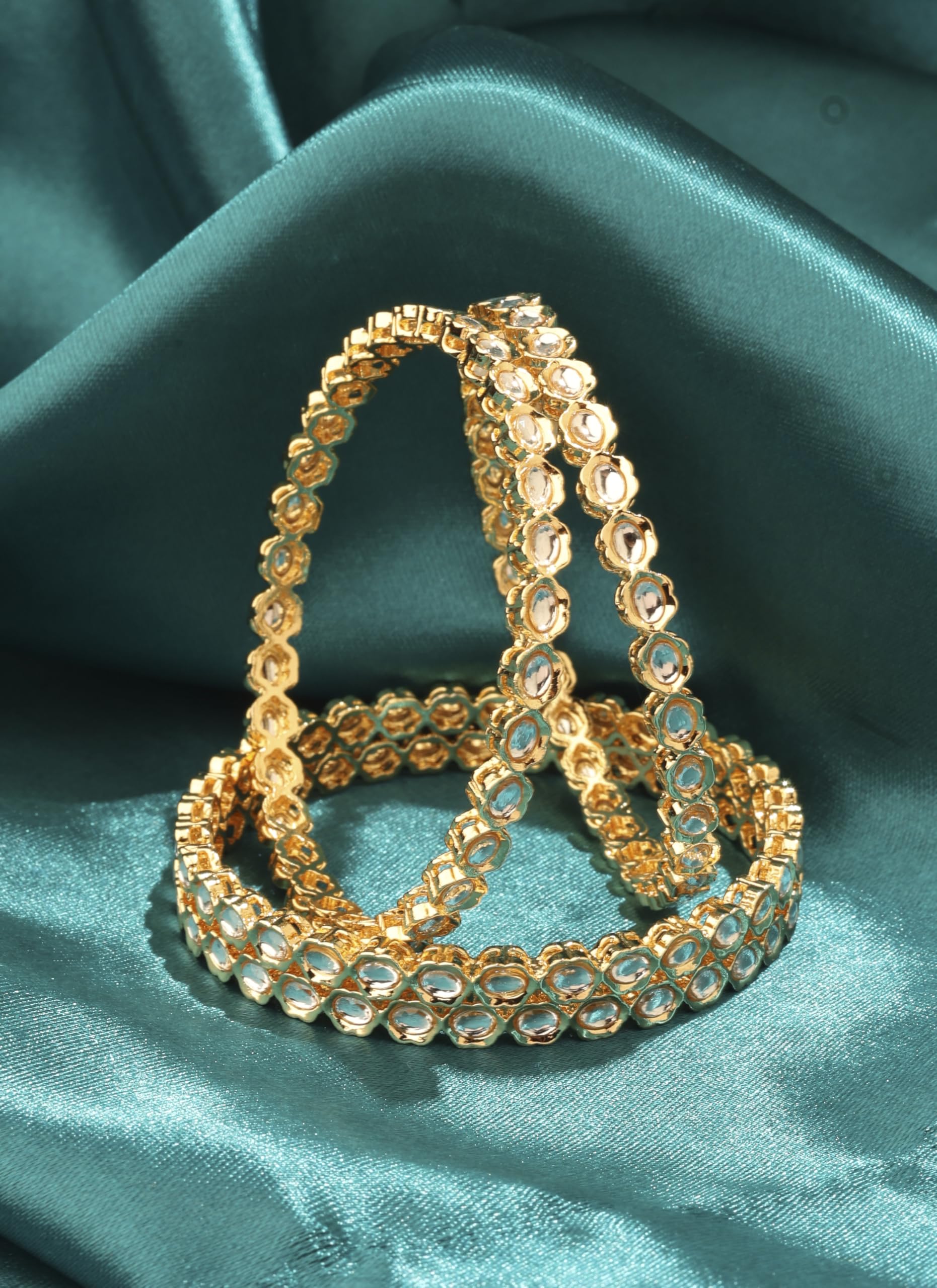 Saloni Fashion Jewellery Lavish Round Shape White Kundan Stone Gold Plated Set Of 4 Bangle Set For Women and Girls