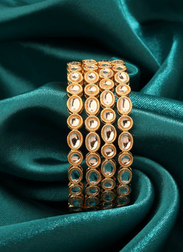 Saloni Fashion Jewellery Splendid Circle and Round Kundan Stone Gold Plated Set Of 4 Bangle Set For Women and Girls