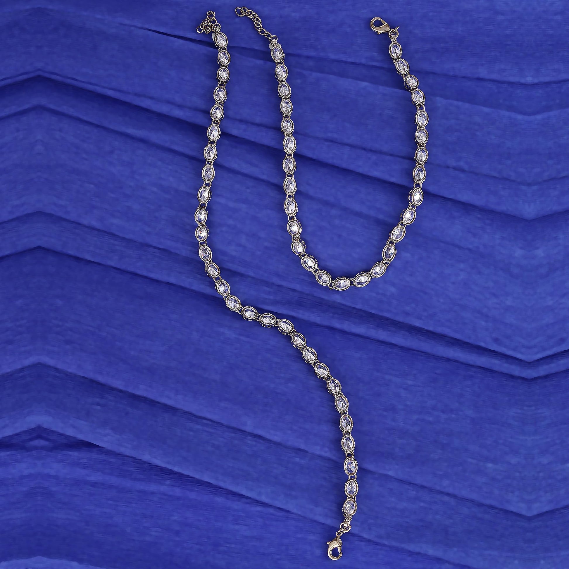 Saloni Fashion Jewellery Traditional Oval Shape Gold Plated Set of 2 Anklet(Payal) For Women