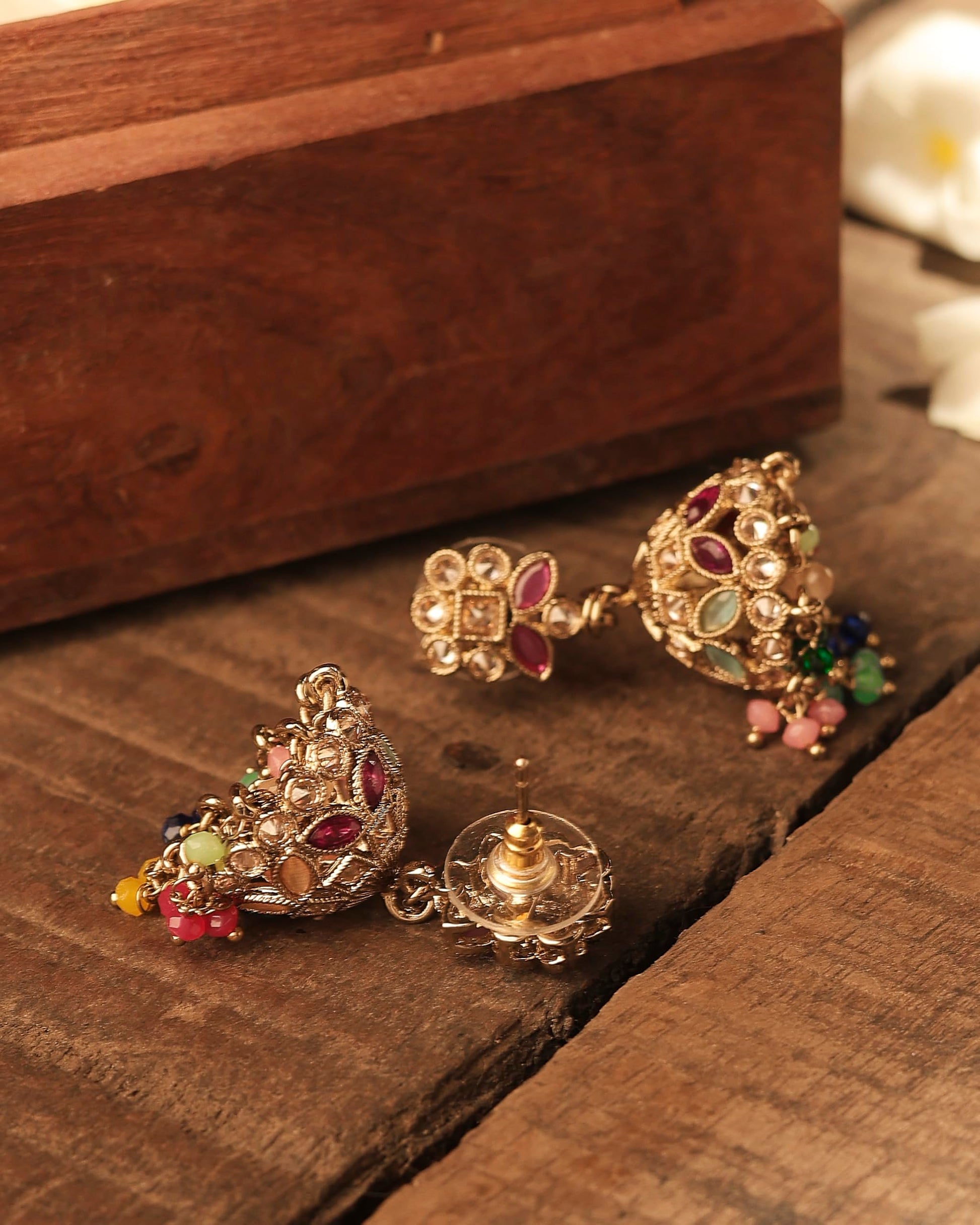 Saloni Fashion Jewellery Enchanting Round and Pear Shape Silver Plated Pearl Multi Kundan Stone Jhumki Earring For Women and Girls
