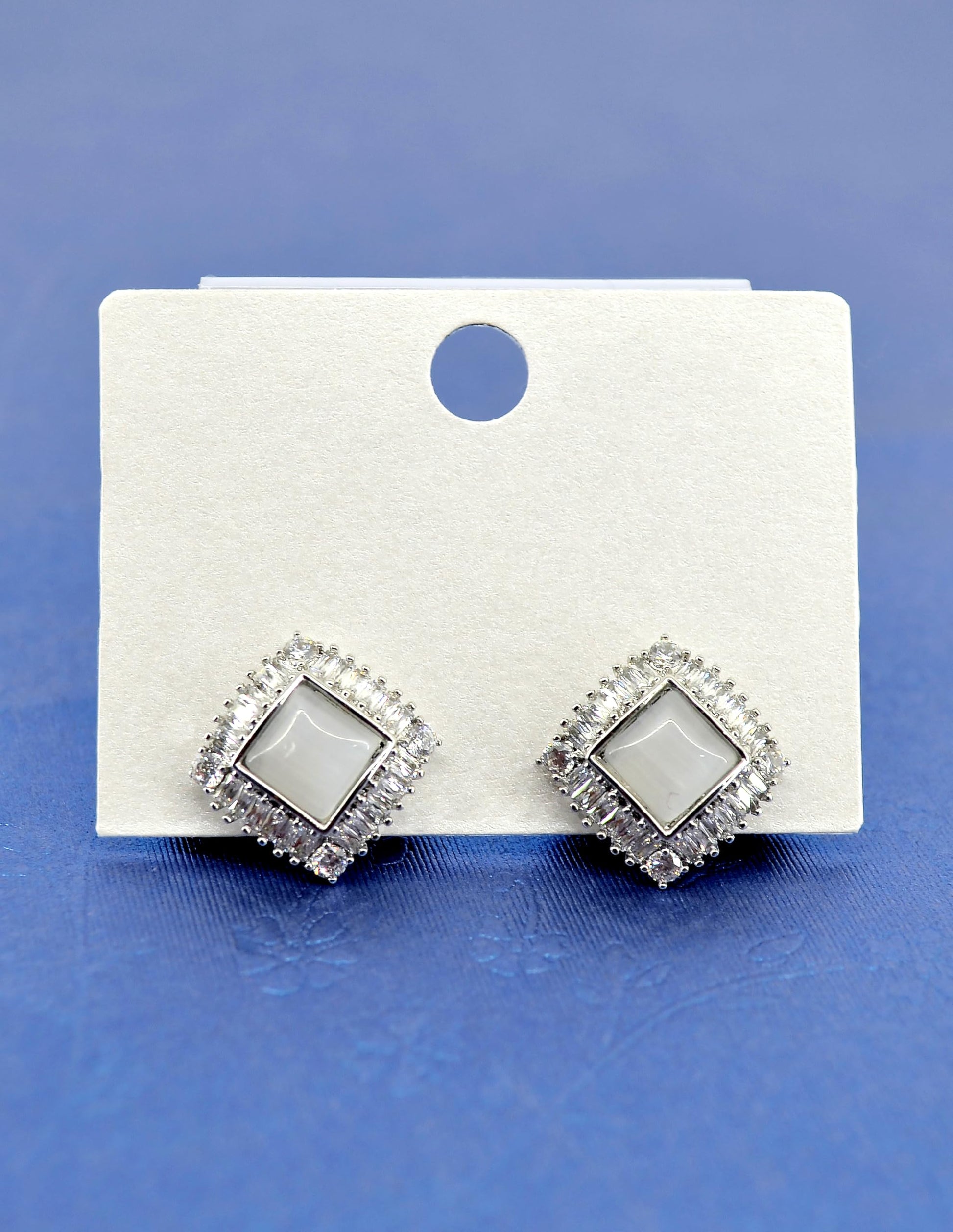 Saloni Fashion Jewellery Trendy Square Shape Kundan Brass Silver Plated Stud Earring For Women and Girls