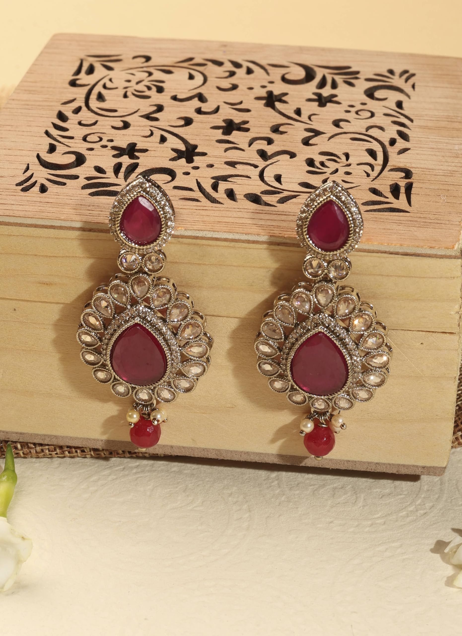 Saloni Fashion Jewellery Stylish Round and Oval Shape Red Kundan Stone Antique Gold Plated Brass Dangle Earring For Women and Girls