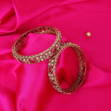 Saloni Fashion Jewellery Graceful Beads Oval Shape Stone Antique Gold Plated Set Of 2 Bangles For Women