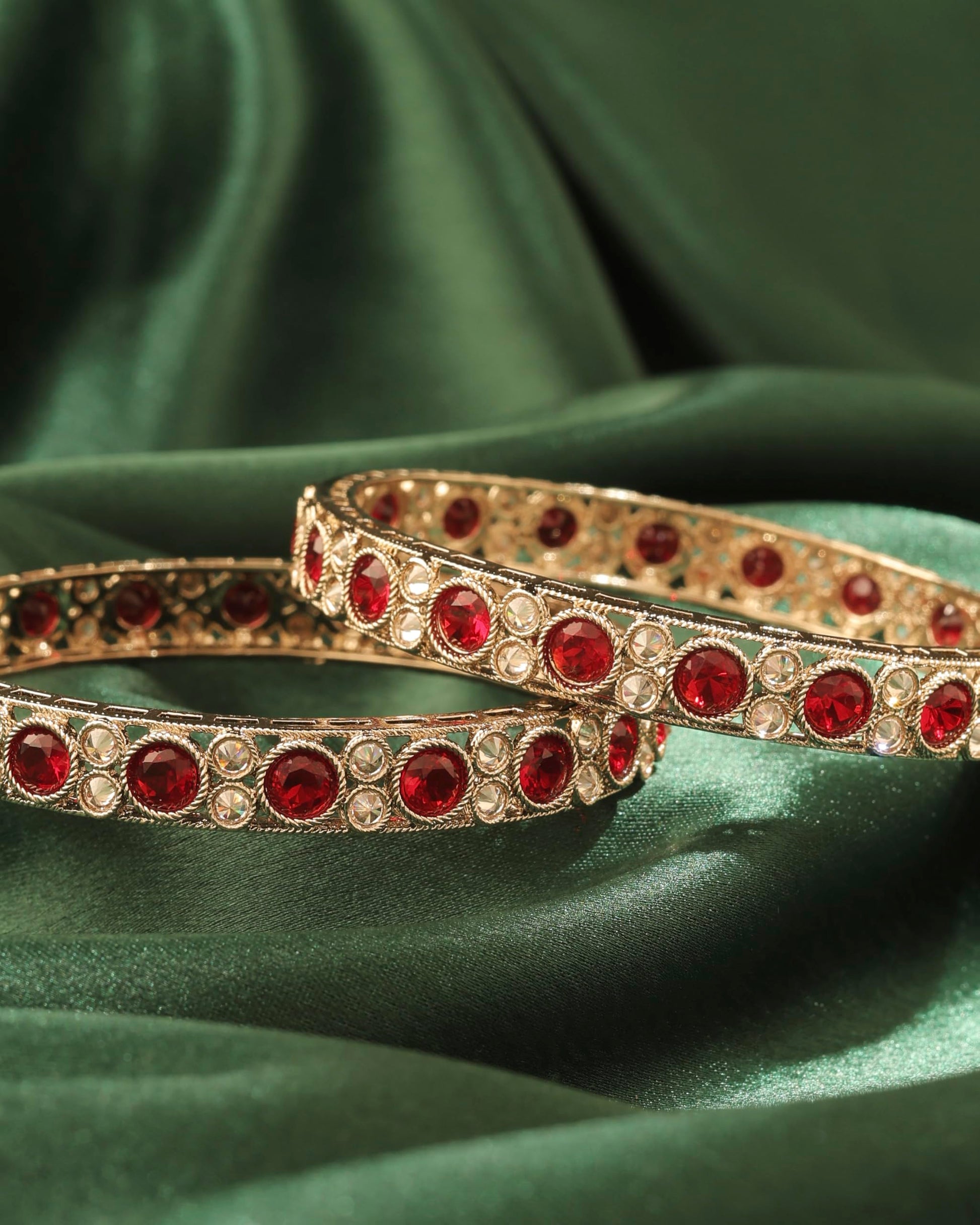 Saloni Fashion Jewellery Superb Round Shape Antique Gold Plated Maroon Uncut Kundan Stone Set Of 2 Bangle Set For Women and Girls