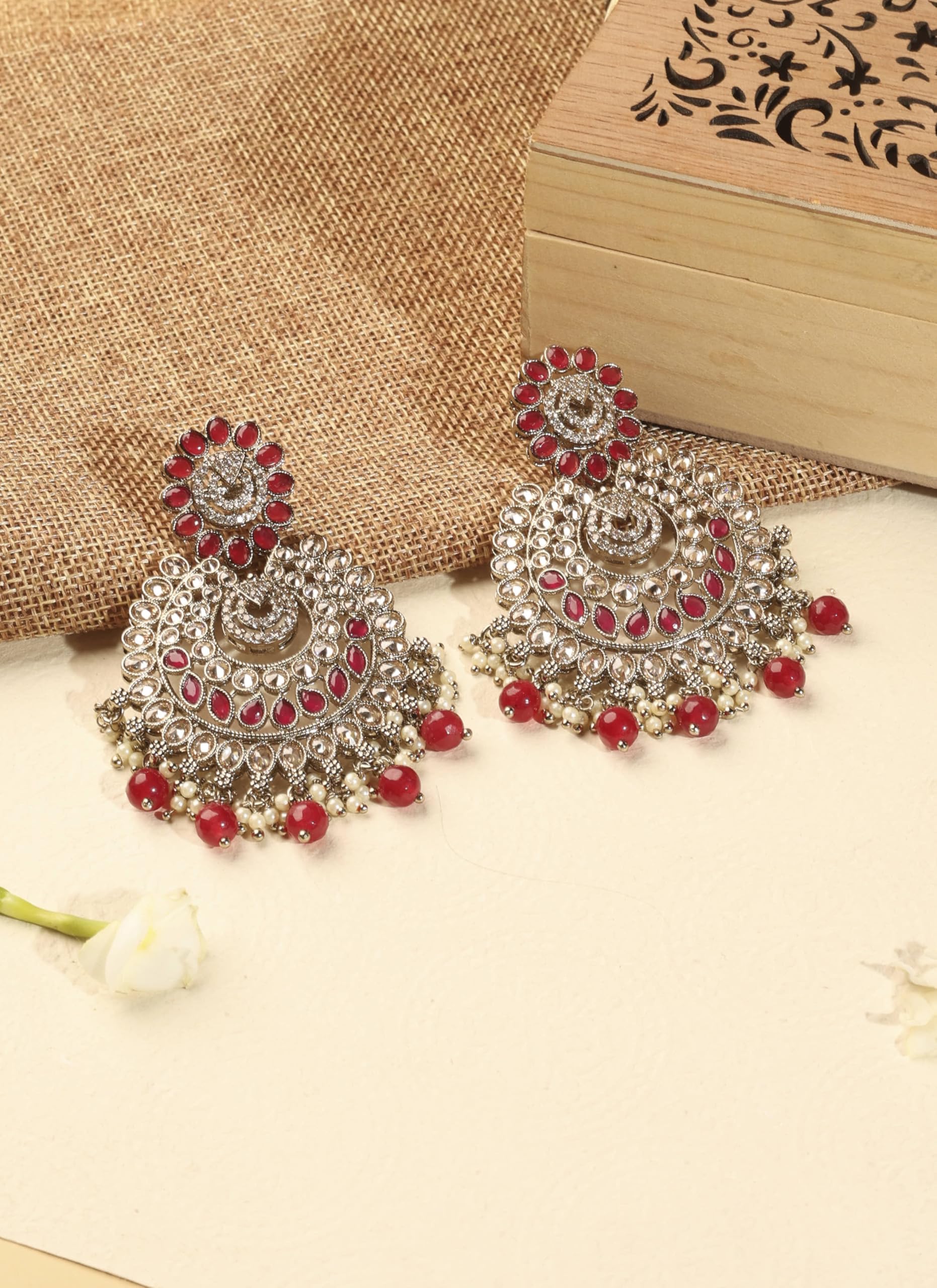 Saloni Fashion Jewellery Lovely Chandelier and Circle Shape Red Kundan Stone Antique Gold Plated Chandelier Earring For Women and Girls