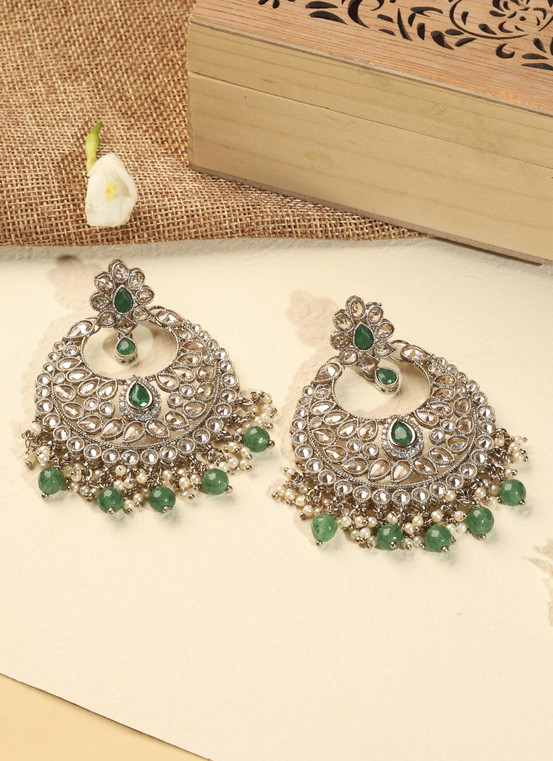 Saloni Fashion Jewellery Stylish Chandelier Shape Green Kundan Stone Antique Gold Plated Chandelier Earring For Women and Girls