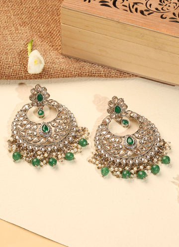 Saloni Fashion Jewellery Stylish Chandelier Shape Green Kundan Stone Antique Gold Plated Chandelier Earring For Women and Girls