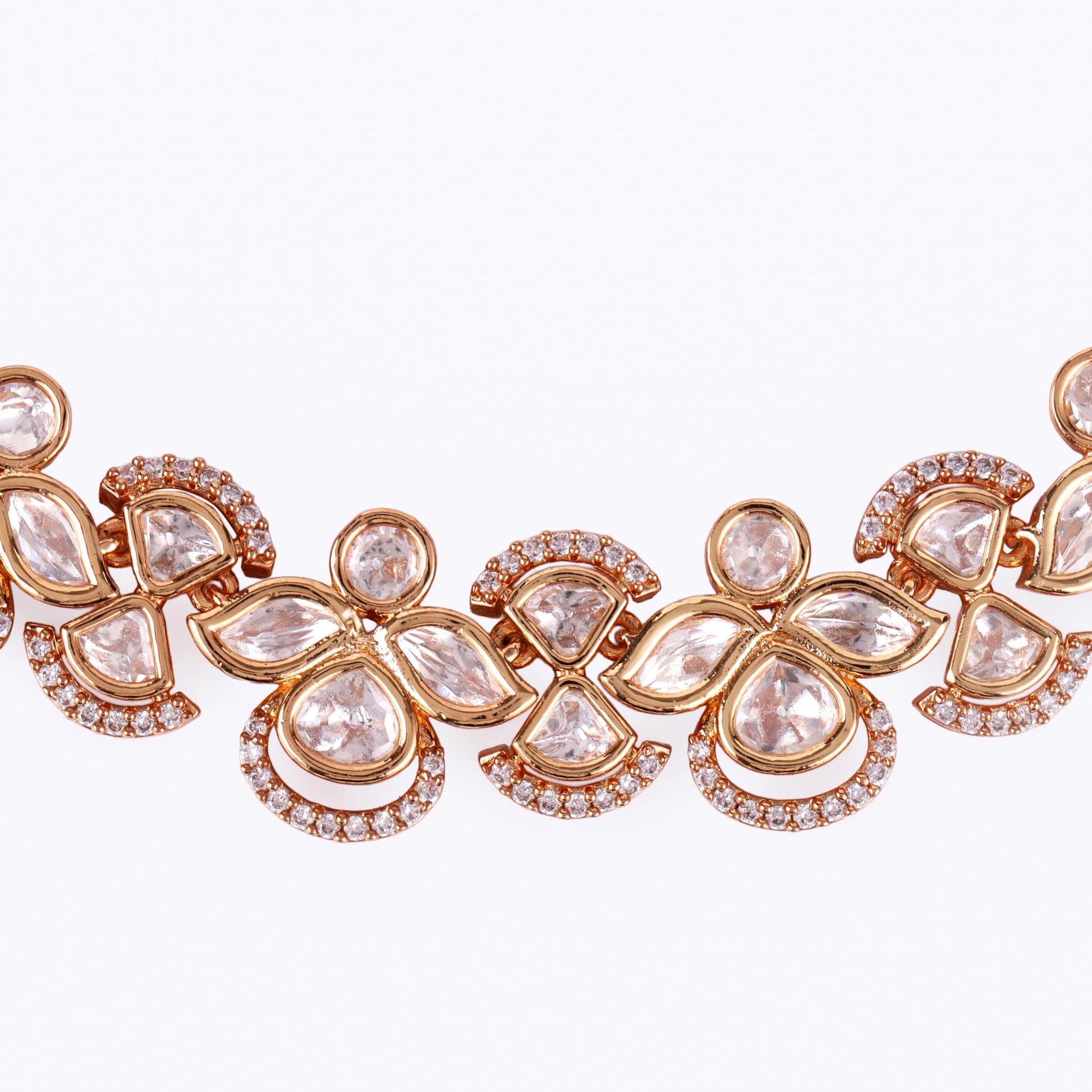 Saloni Fashion Jewellery Elegant Leaf Design Uncut Kundan Stone 18 KT Gold Plated Brass Choker Necklace Set with Maang Tikka For Women and Girls