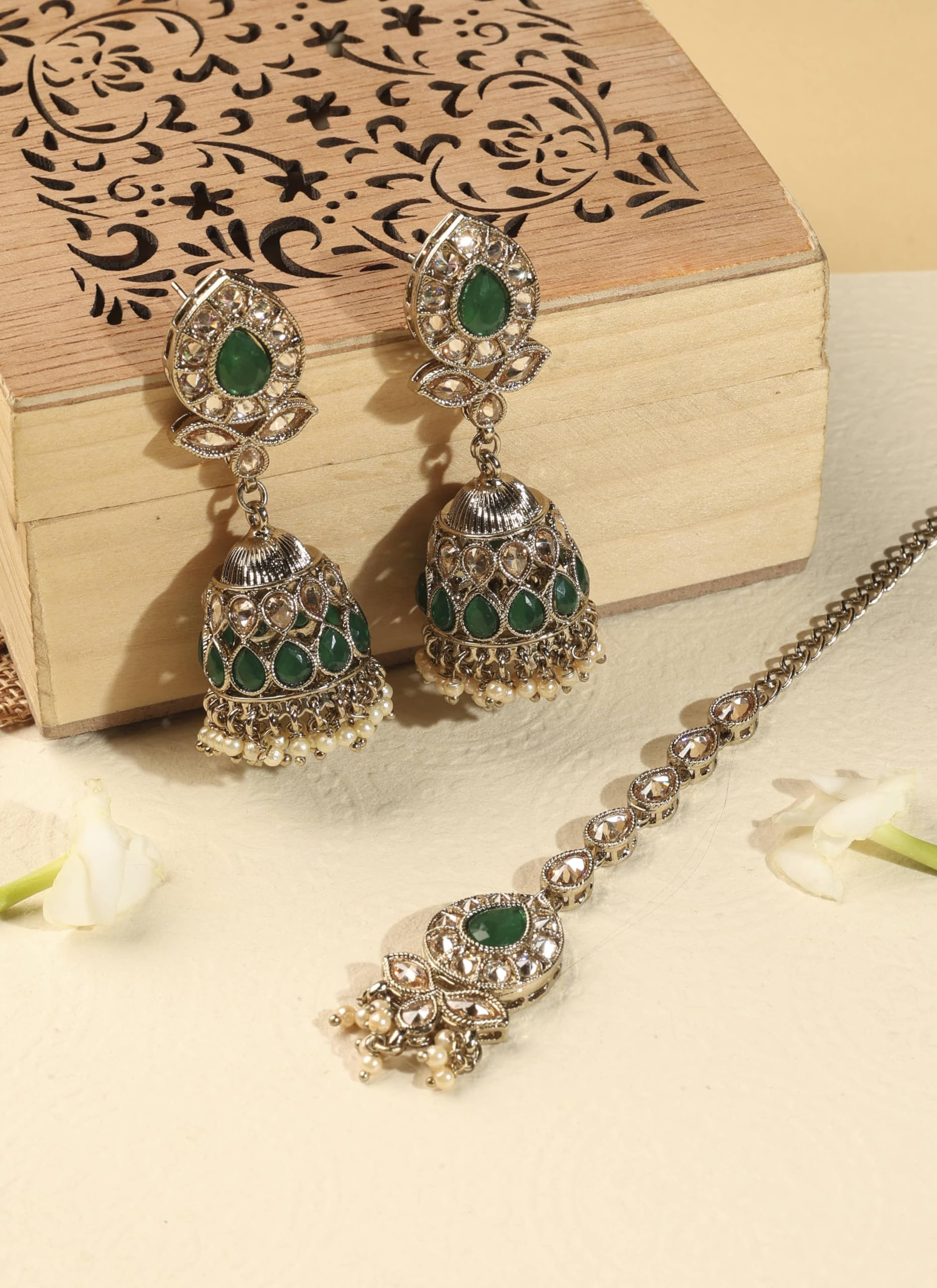 Saloni Fashion Jewellery Creative Leaf and Oval Shape Green Kundan Stone Antique Gold Plated Jhumki Earring With Maang Tikka For Women and Girls