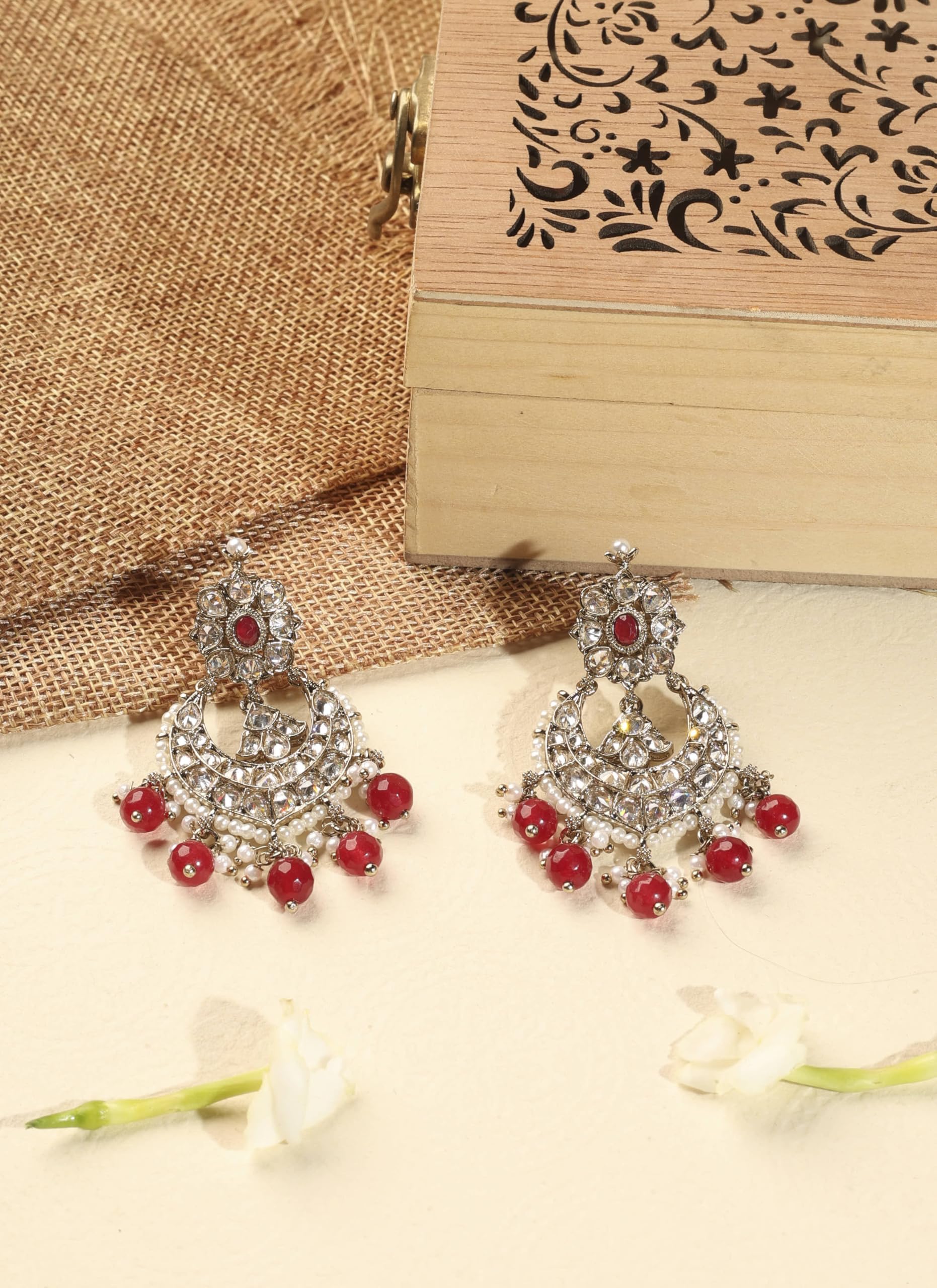 Saloni Fashion Jewellery Fashionable Chandelier Shape and Red Pearl Brown Kundan Stone Antique Gold Plated Brass Chandelier Earring With Maang Tikka For Women and Girls