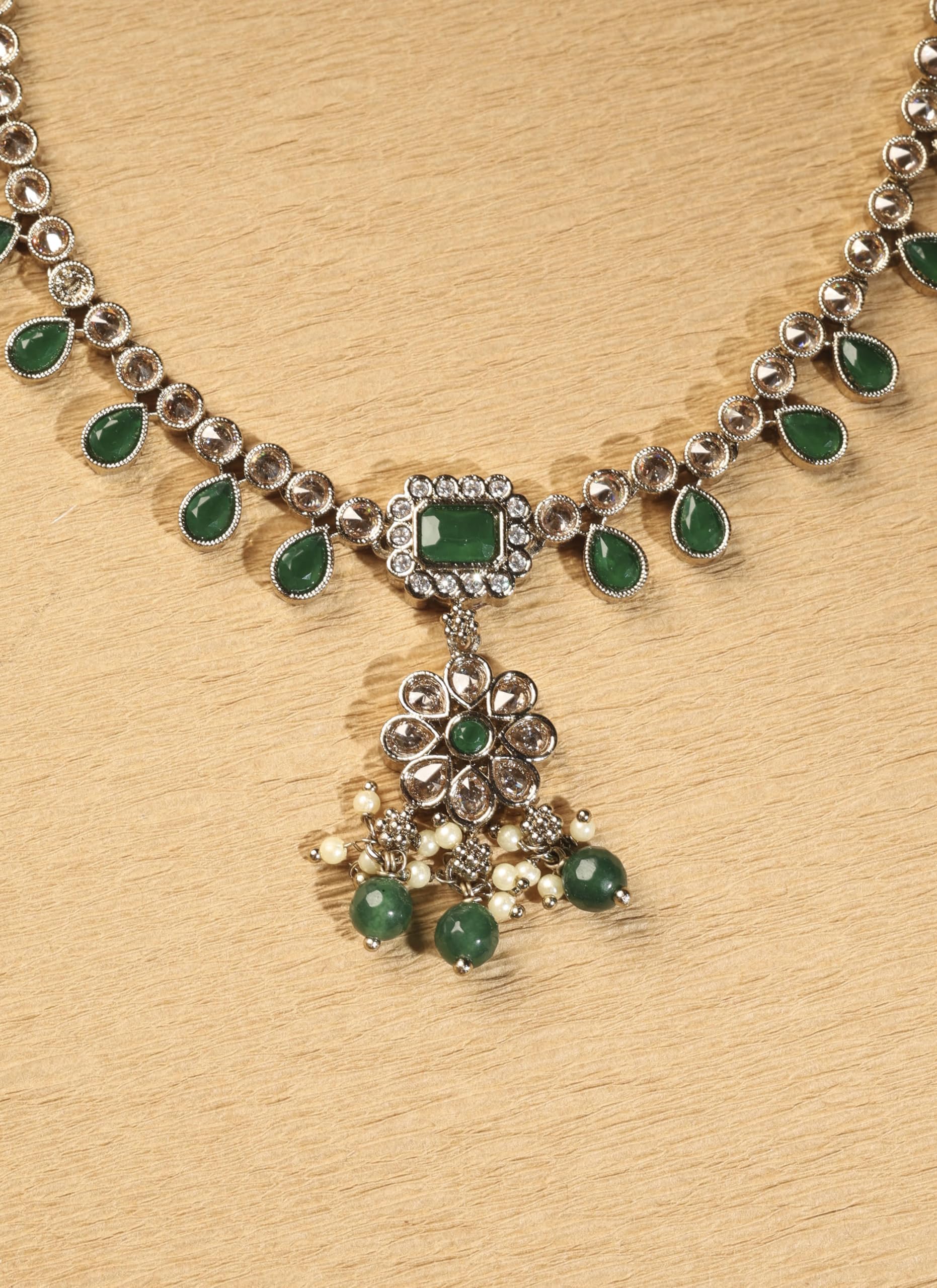 Saloni Fashion Jewellery Modern Flower and Oval Shape Green Kundan Stone Antique Gold Plated Brass Choker Necklace Set For Women and Girls