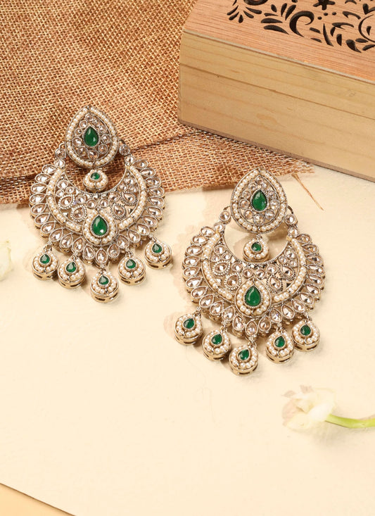 Saloni Fashion Jewellery Modern Chandelier Shape and Pearl Green Kundan Stone Antique Gold Plated Chandelier Earring For Women and Girls