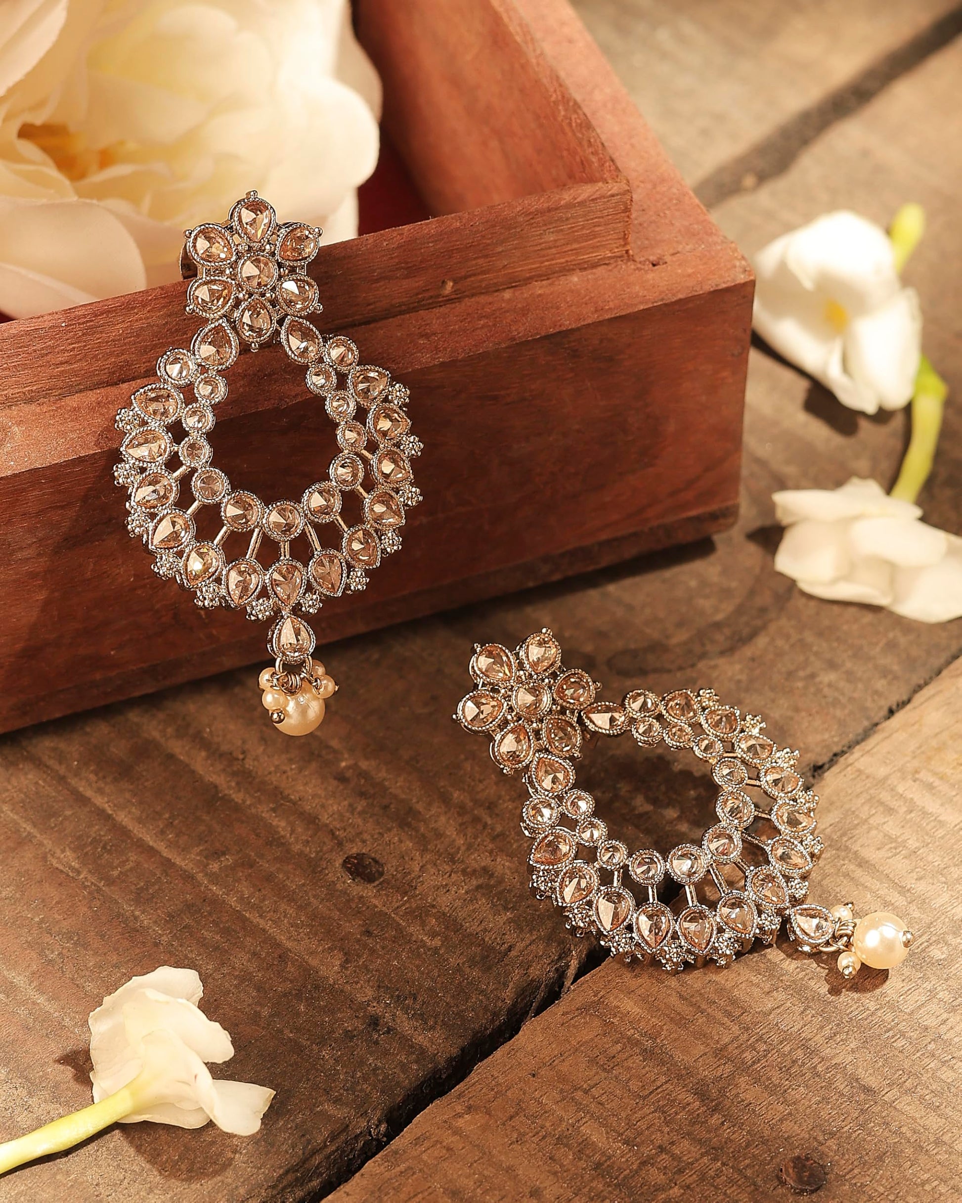 Saloni Fashion Jewellery Gorgeous Pear and Flower Design Gold Plated Brown Kundan Stone Chandelier Earring For Women and Girls