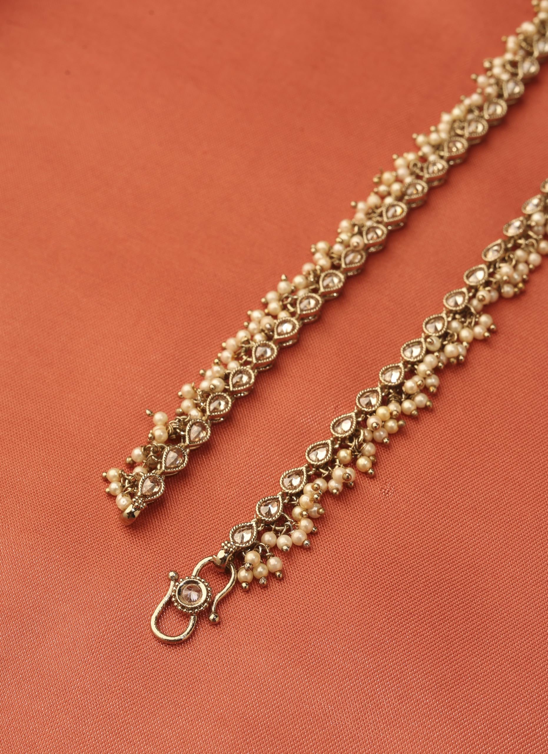 Saloni Fashion Jewellery Stylish Ova Shape Pearl Brown Kundan Stone Antique Gold Plated Anklet(Payel) For Women and Girls