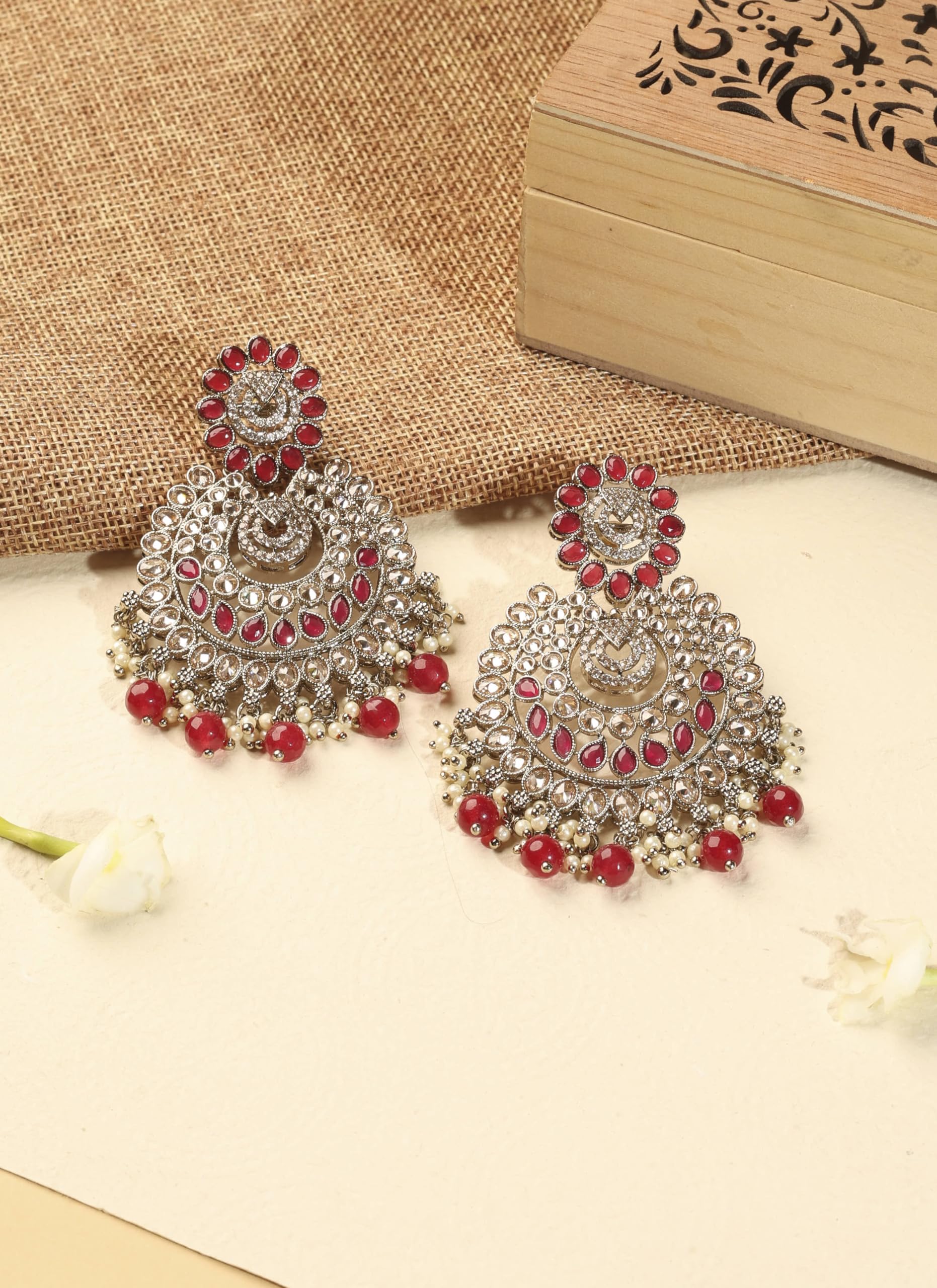 Saloni Fashion Jewellery Lovely Chandelier and Circle Shape Red Kundan Stone Antique Gold Plated Chandelier Earring For Women and Girls