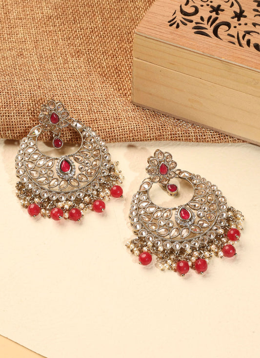 Saloni Fashion Jewellery Superb Chandelier Shape Red Kundan Stone Antique Gold Plated Chandelier Earring For Women and Girls