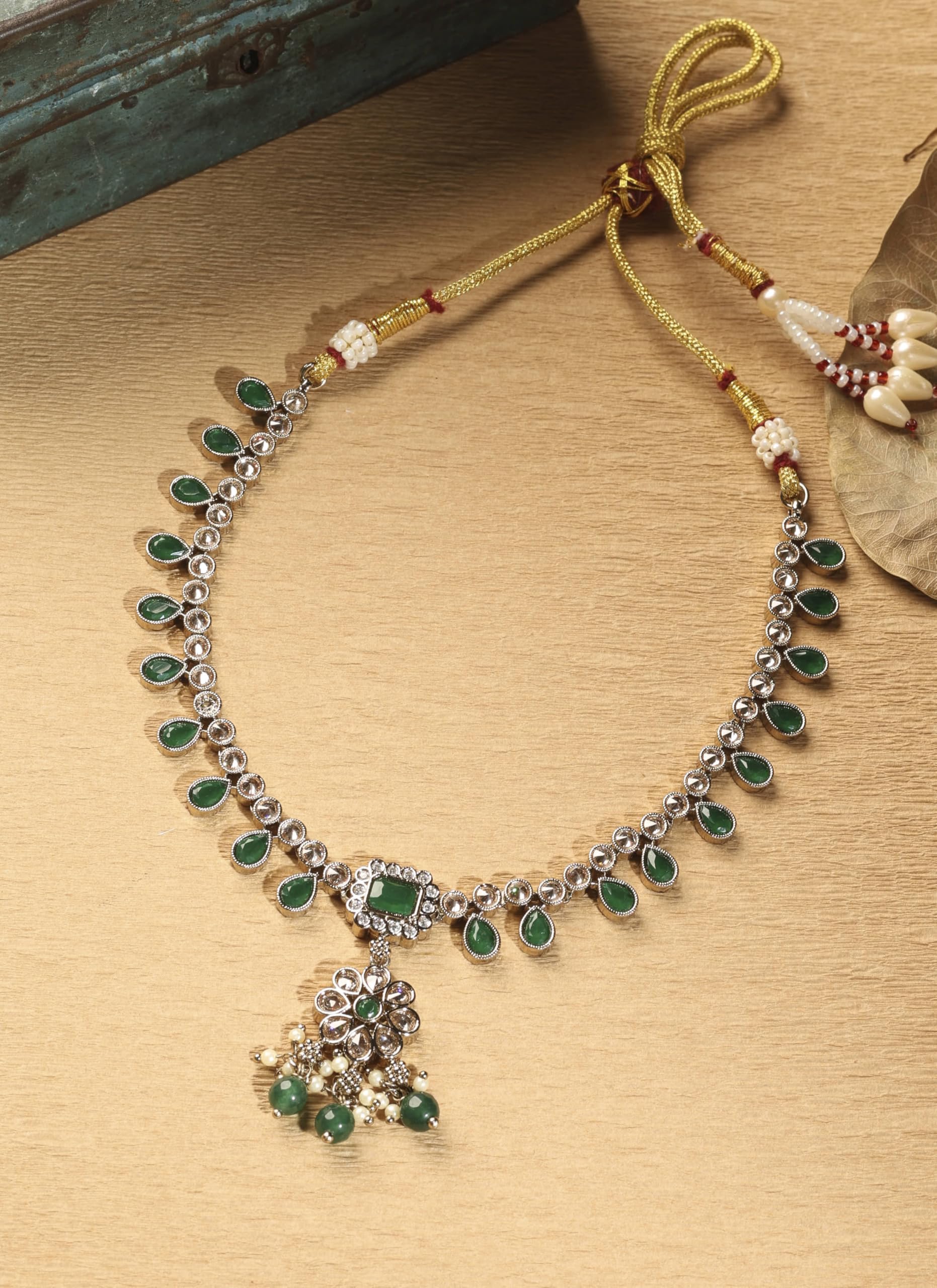 Saloni Fashion Jewellery Modern Flower and Oval Shape Green Kundan Stone Antique Gold Plated Brass Choker Necklace Set For Women and Girls
